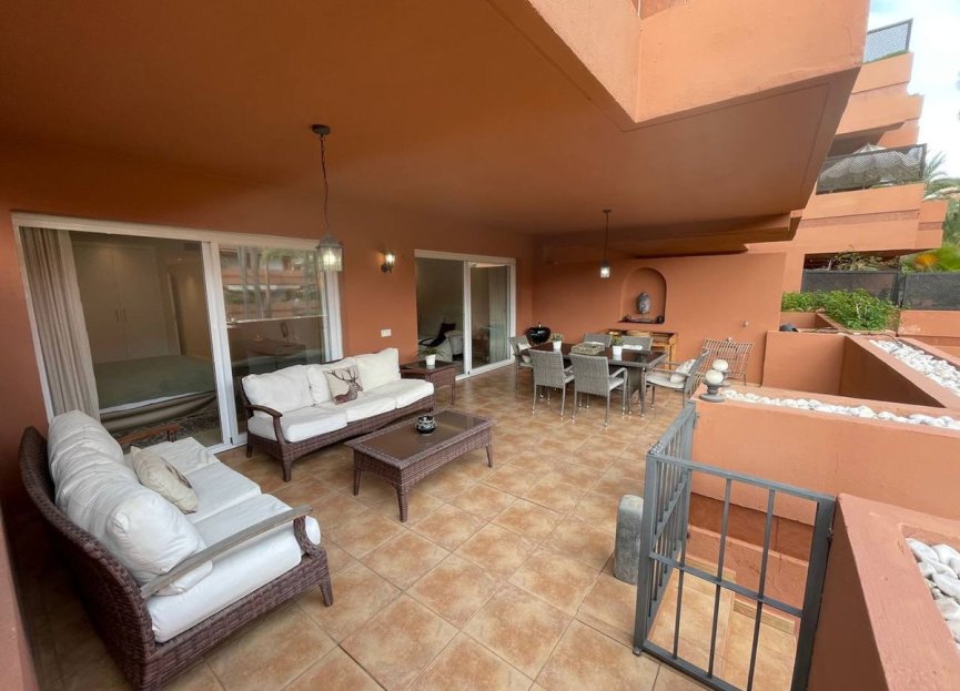 Resale - Ground floor apartment - Marbella - Puerto Banús