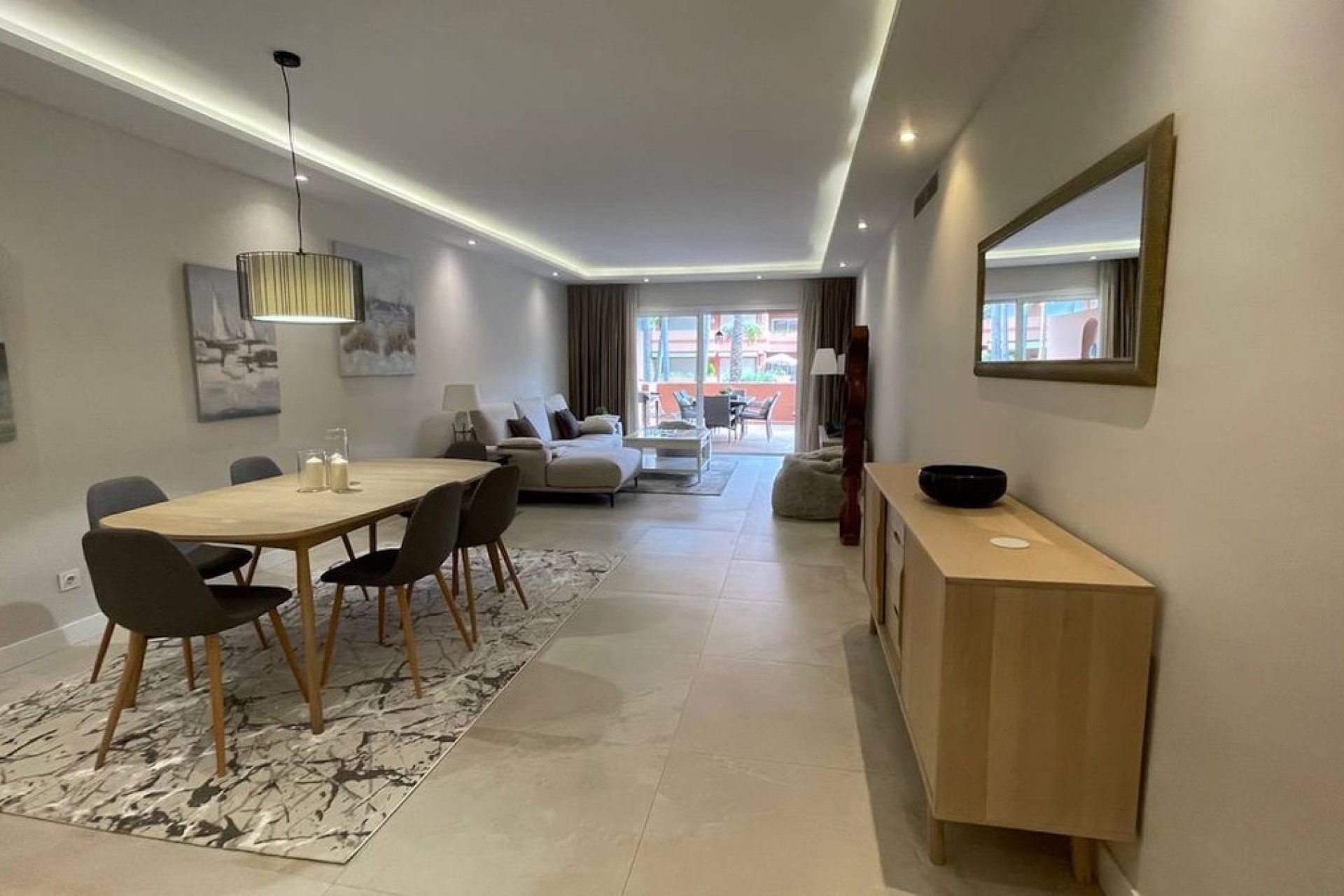 Resale - Ground floor apartment - Marbella - Puerto Banús