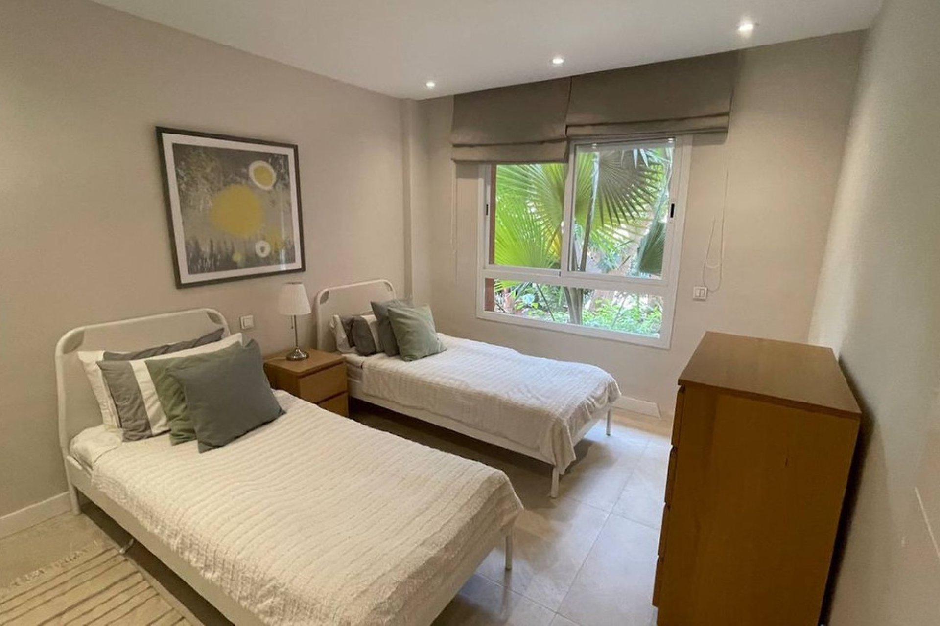 Resale - Ground floor apartment - Marbella - Puerto Banús