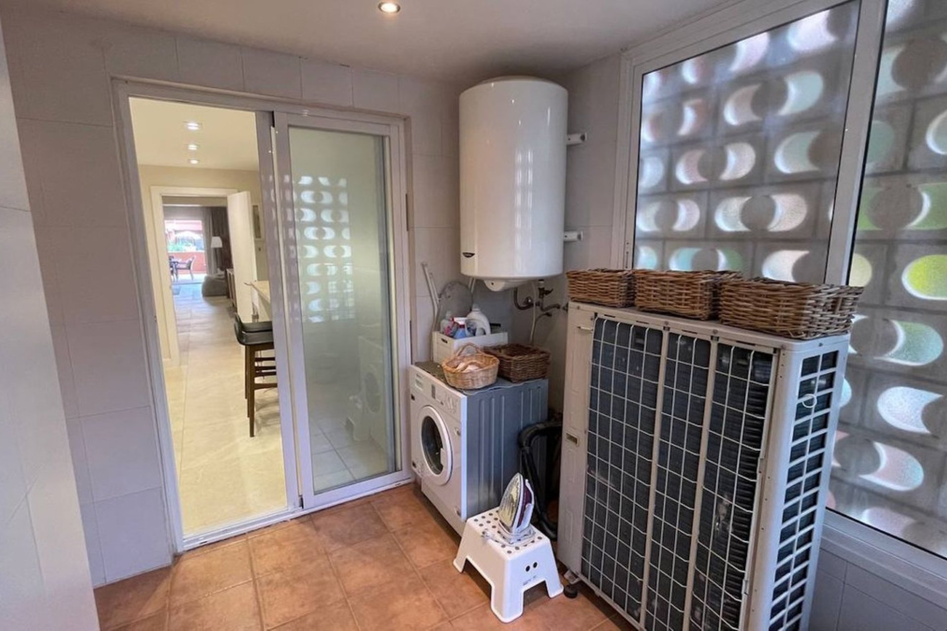 Resale - Ground floor apartment - Marbella - Puerto Banús