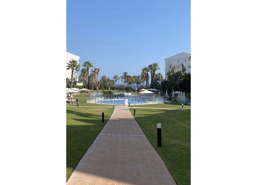 Resale - Ground floor apartment - Marbella - Puerto Banús