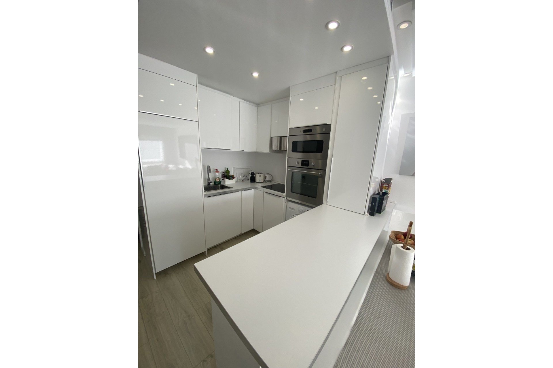 Resale - Ground floor apartment - Marbella - Puerto Banús