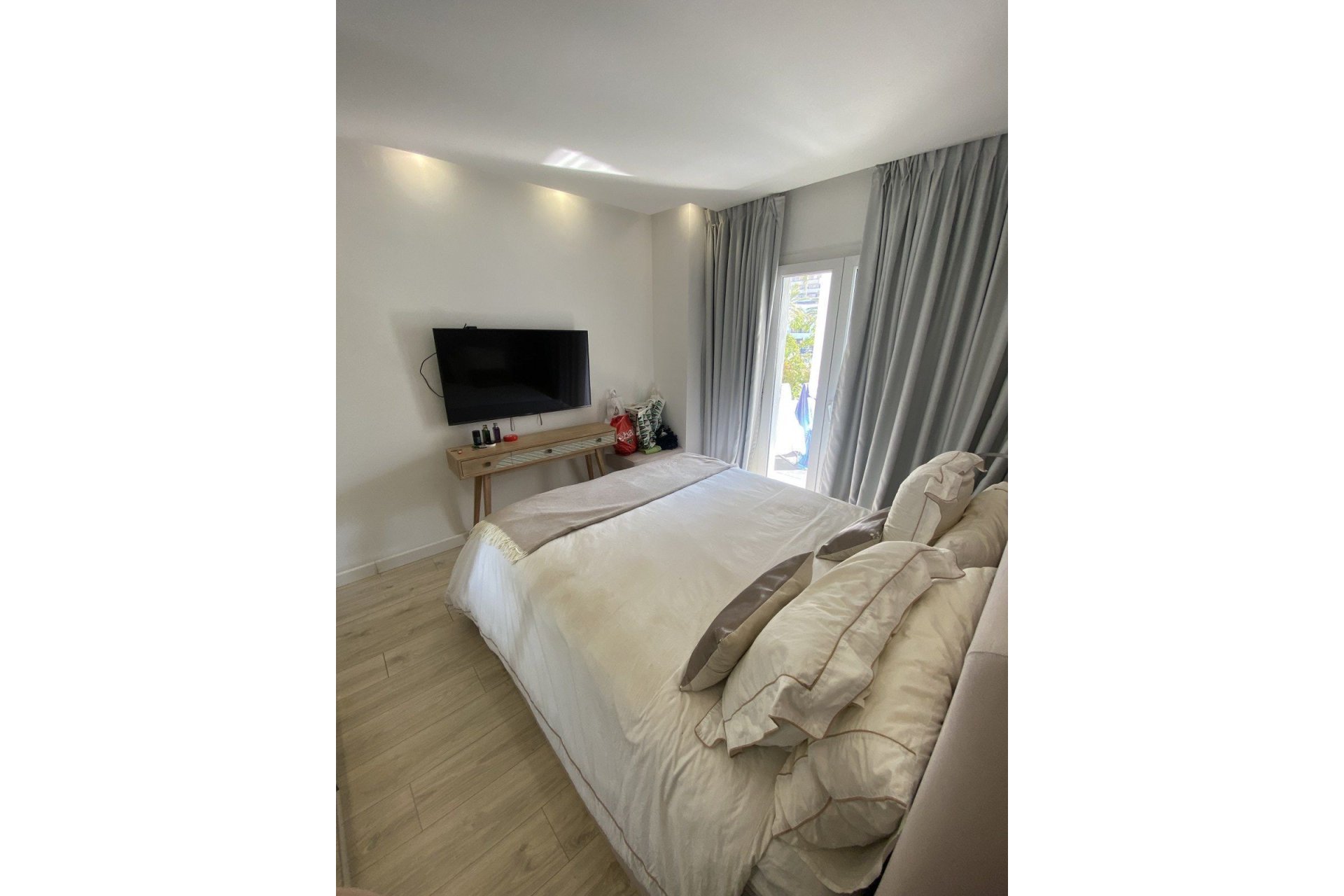 Resale - Ground floor apartment - Marbella - Puerto Banús