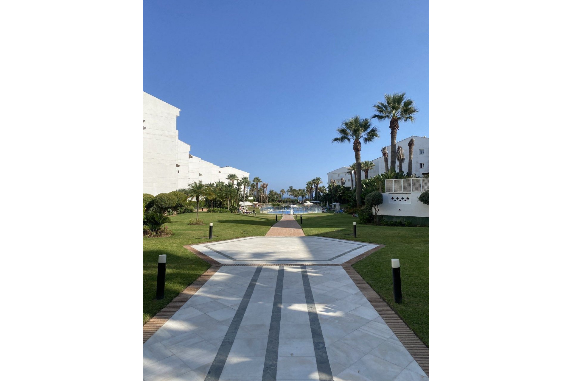 Resale - Ground floor apartment - Marbella - Puerto Banús