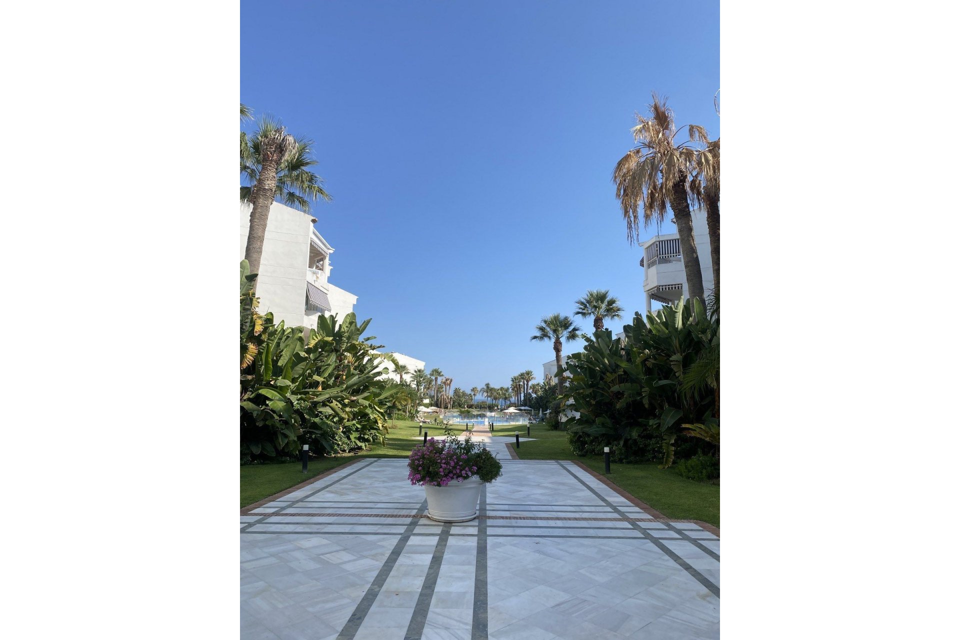 Resale - Ground floor apartment - Marbella - Puerto Banús