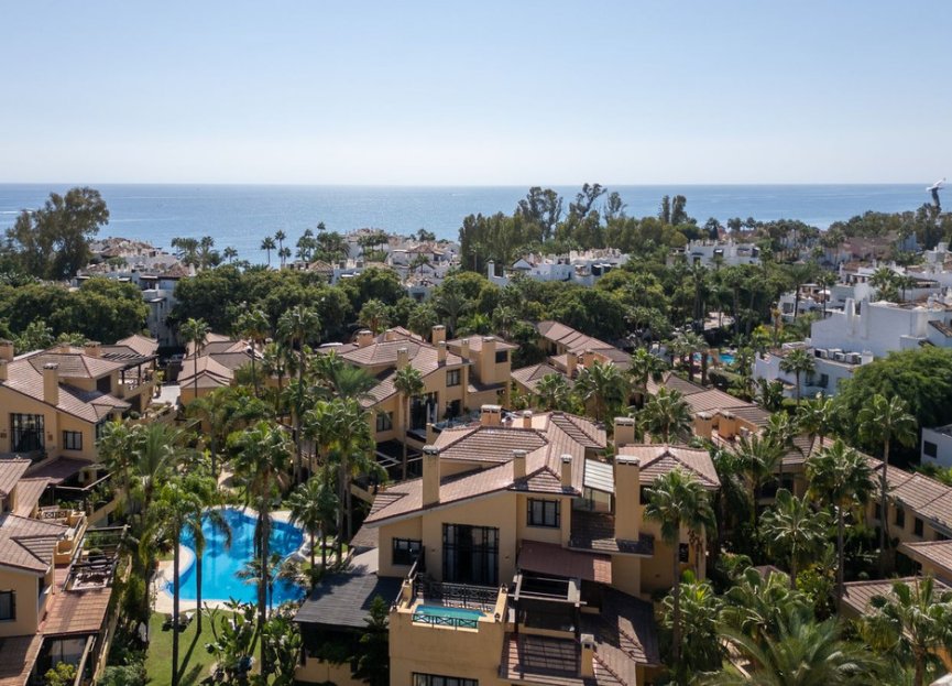 Resale - Ground floor apartment - Marbella - Puerto Banús