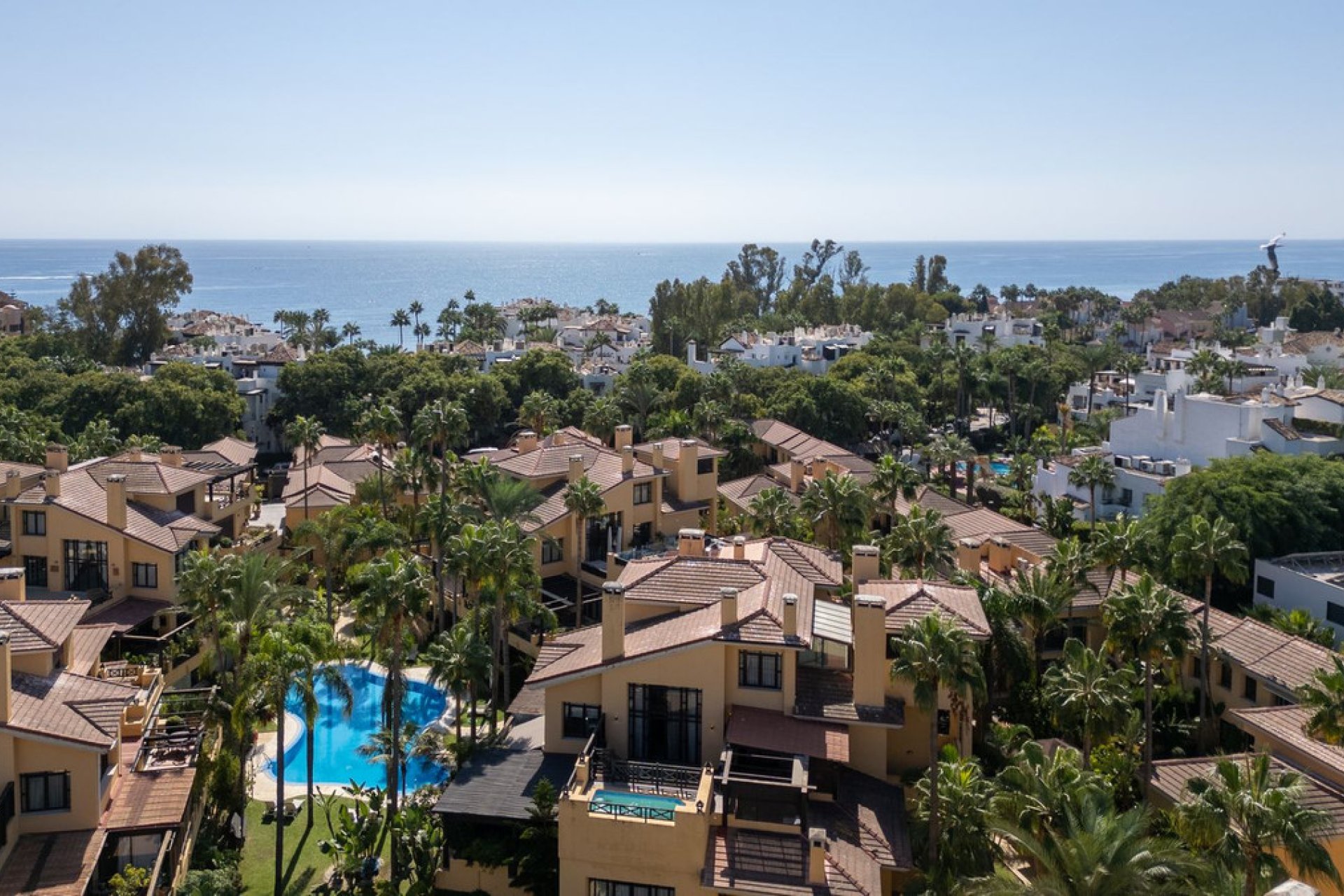 Resale - Ground floor apartment - Marbella - Puerto Banús