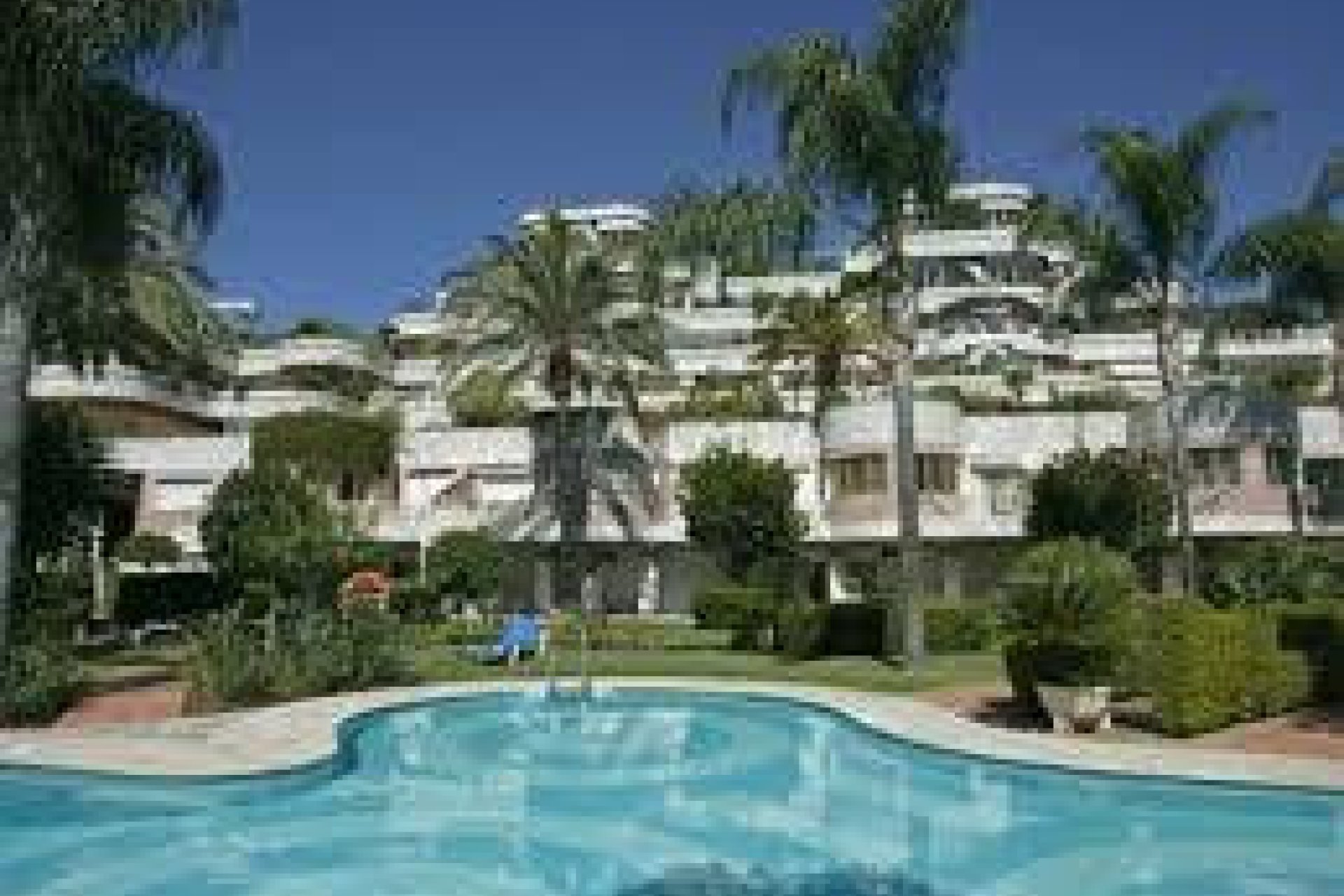 Resale - Ground floor apartment - Marbella - Puerto Banús