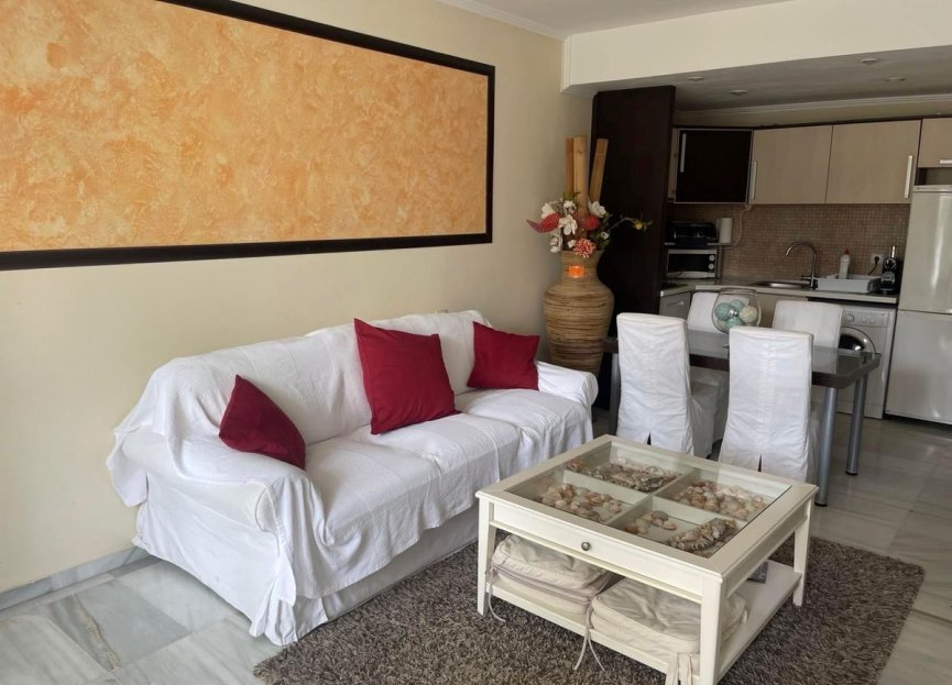 Resale - Ground floor apartment - Marbella - Puerto Banús