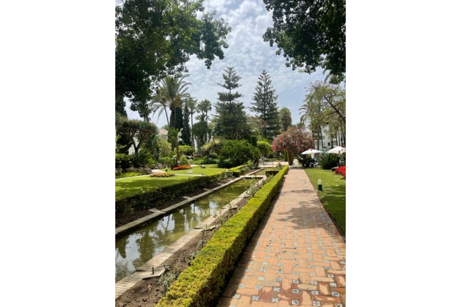 Resale - Ground floor apartment - Marbella - Puerto Banús