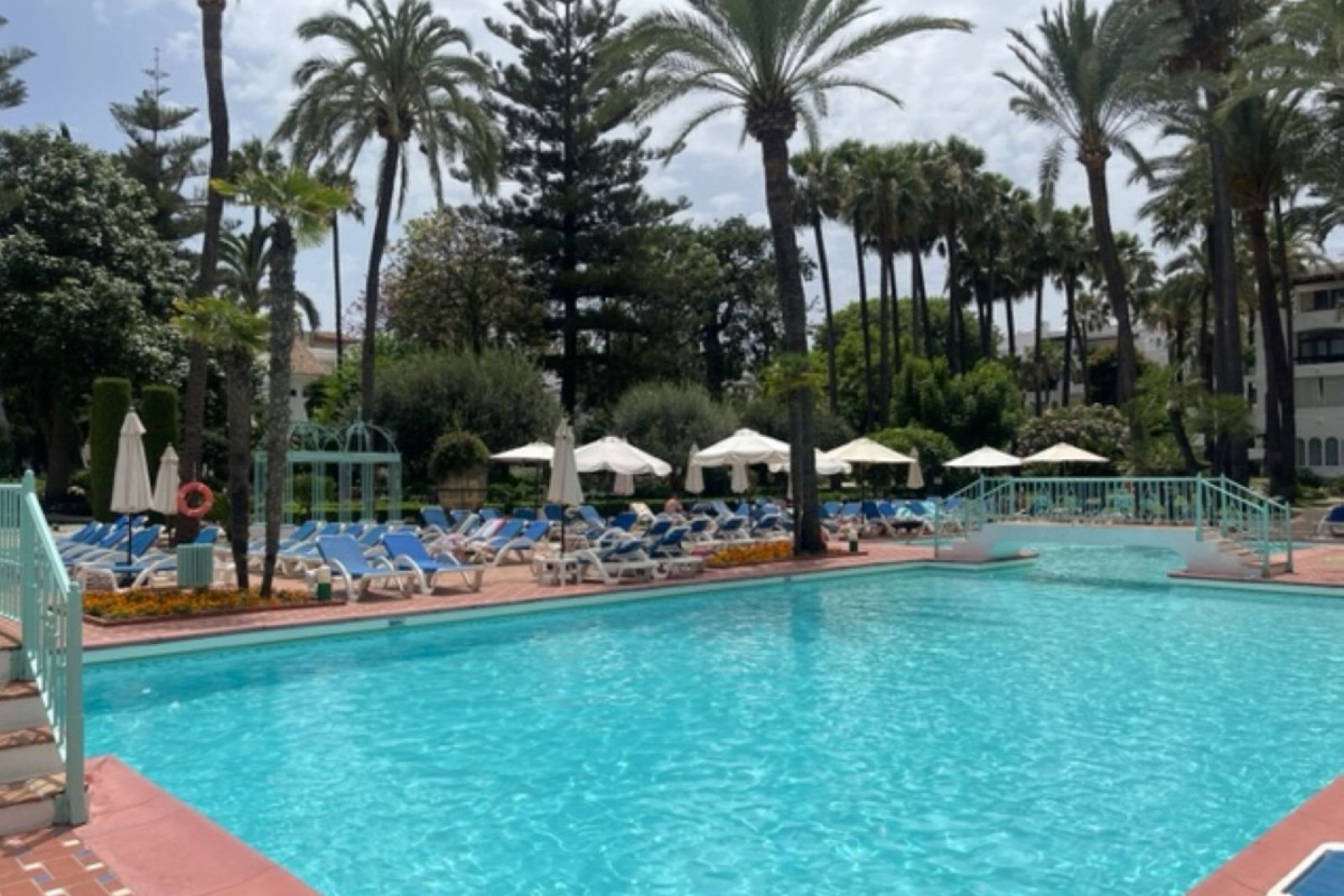 Resale - Ground floor apartment - Marbella - Puerto Banús