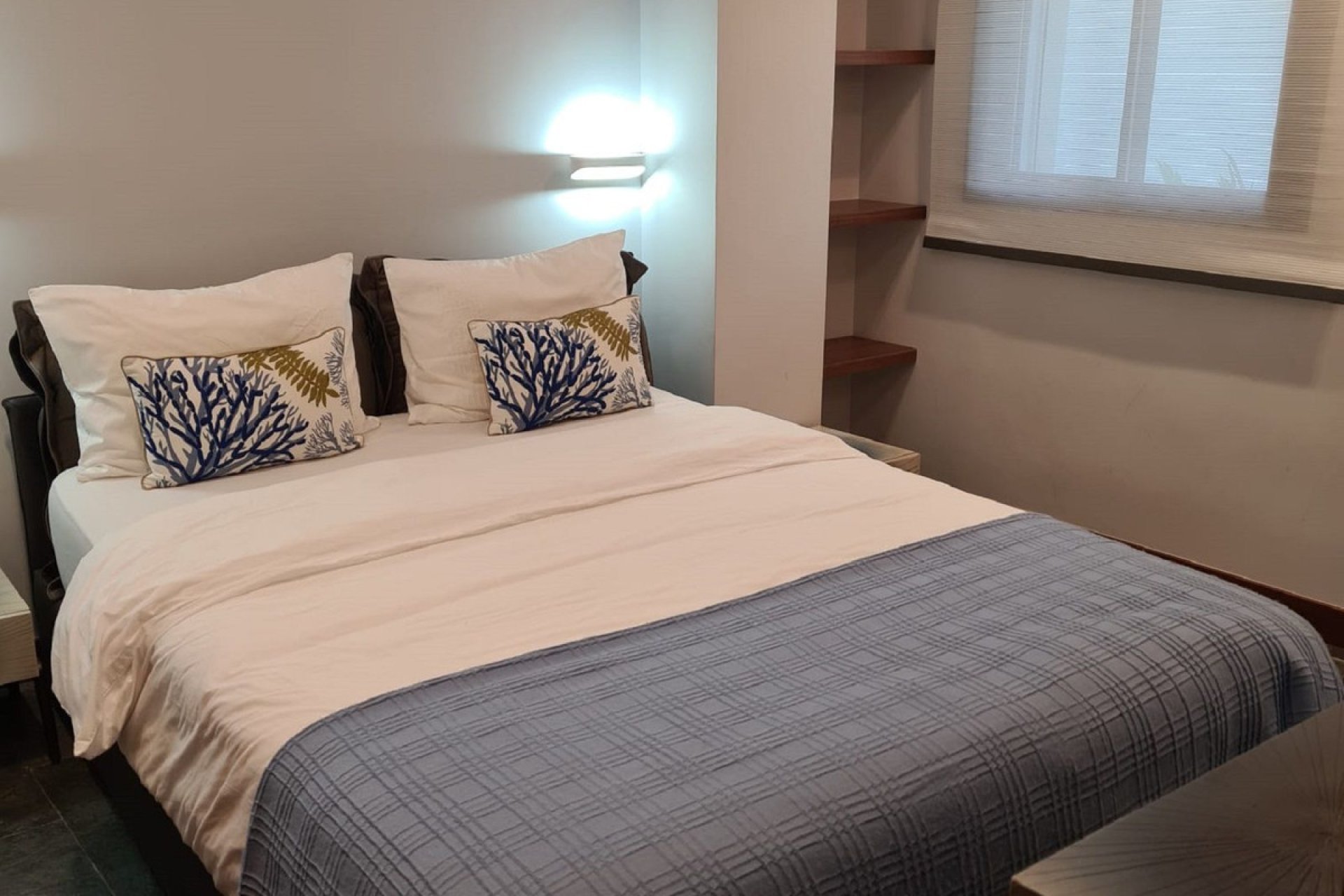 Resale - Ground floor apartment - Marbella - Puerto Banús