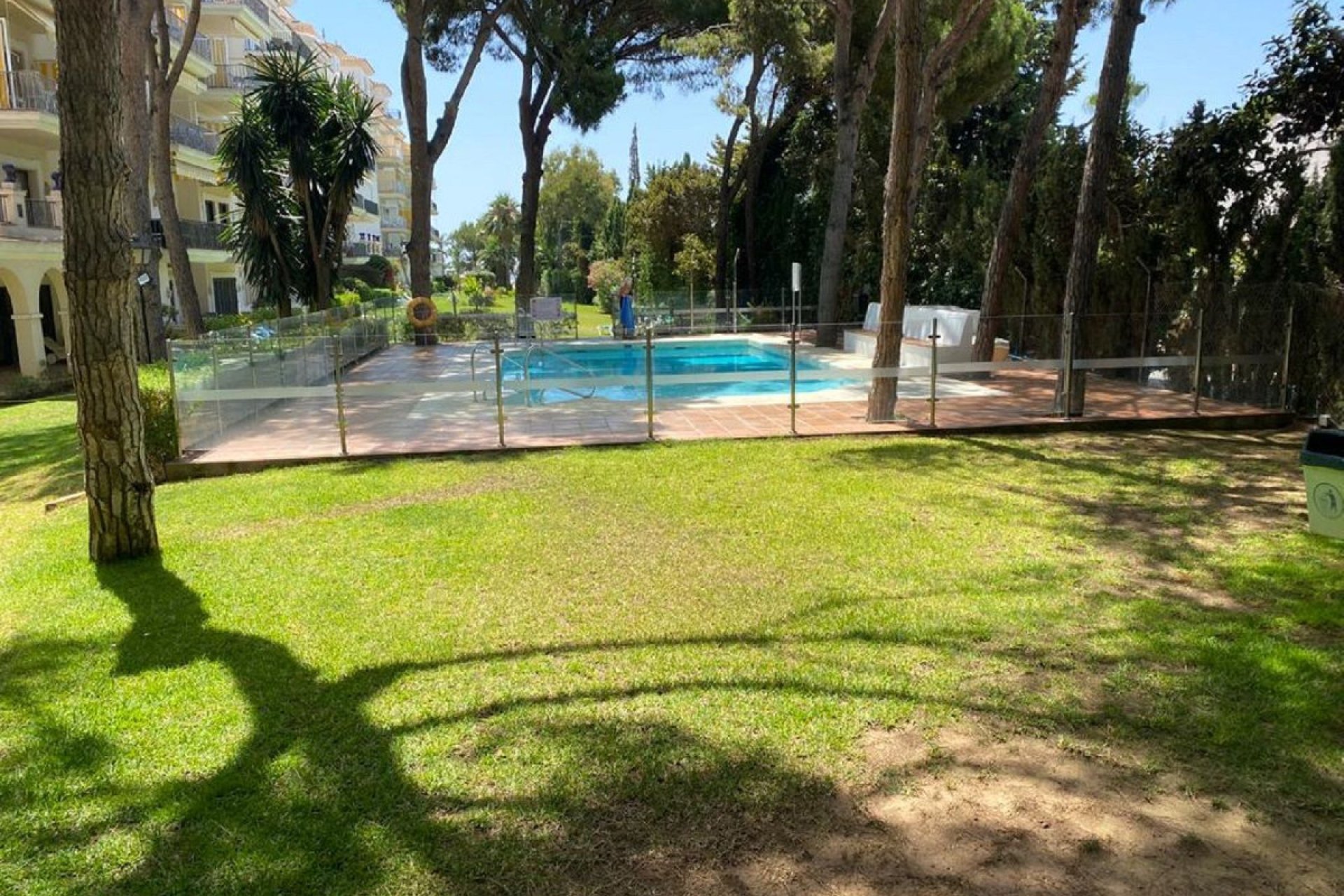Resale - Ground floor apartment - Marbella - Puerto Banús