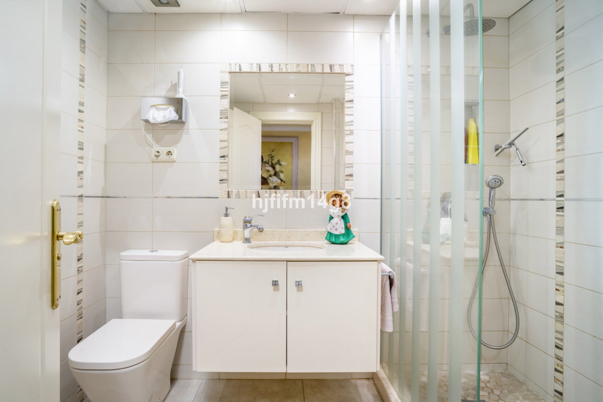 Resale - Ground floor apartment - Marbella - Puerto Banús