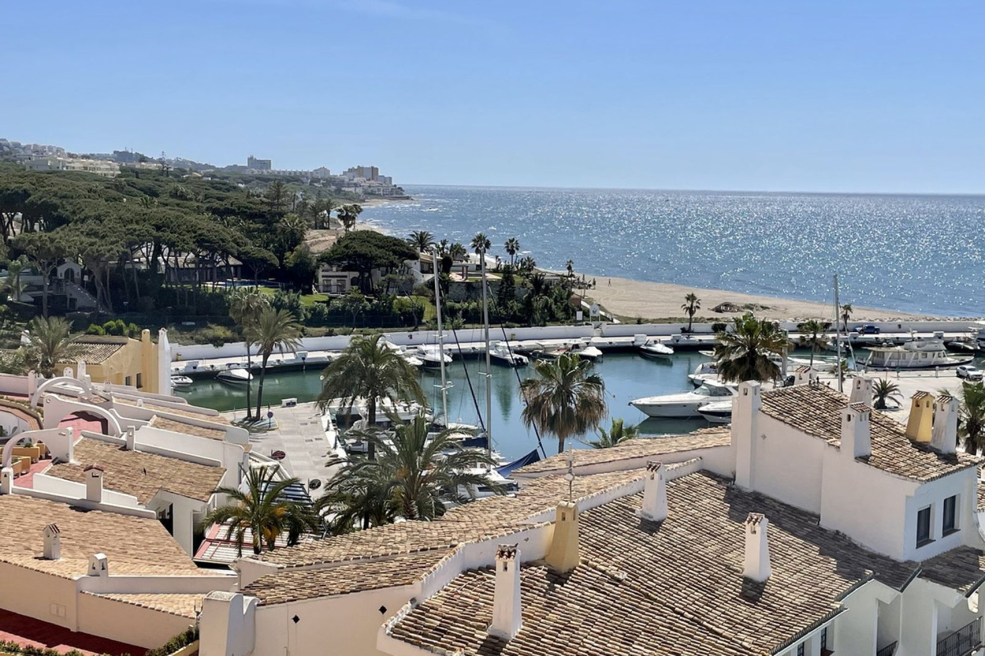 Resale - Ground floor apartment - Marbella - Puerto de Cabopino