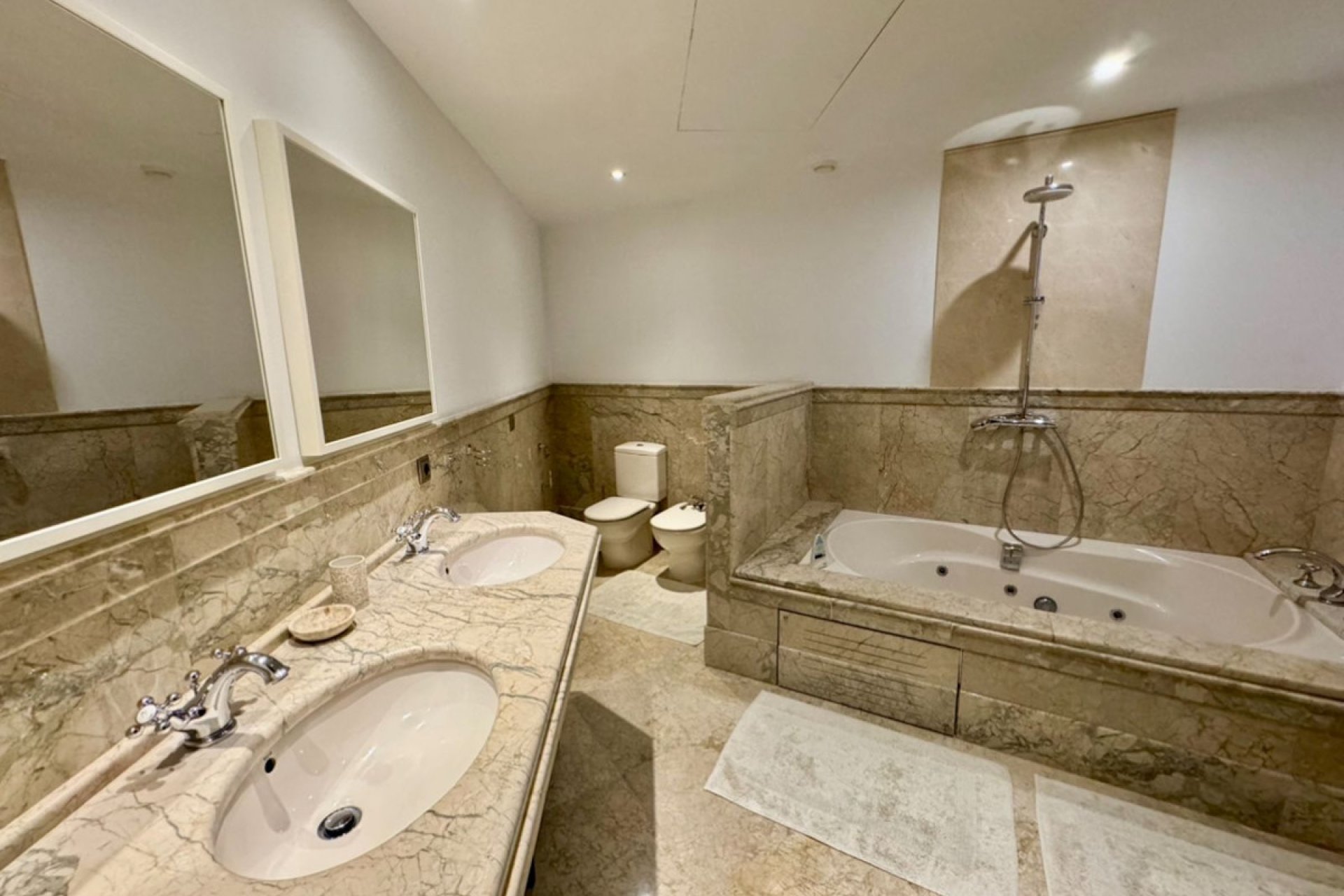 Resale - Ground floor apartment - Marbella - San Pedro De Alcantara