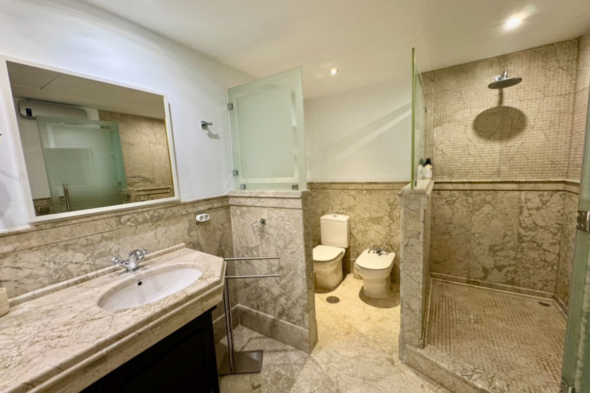 Resale - Ground floor apartment - Marbella - San Pedro De Alcantara