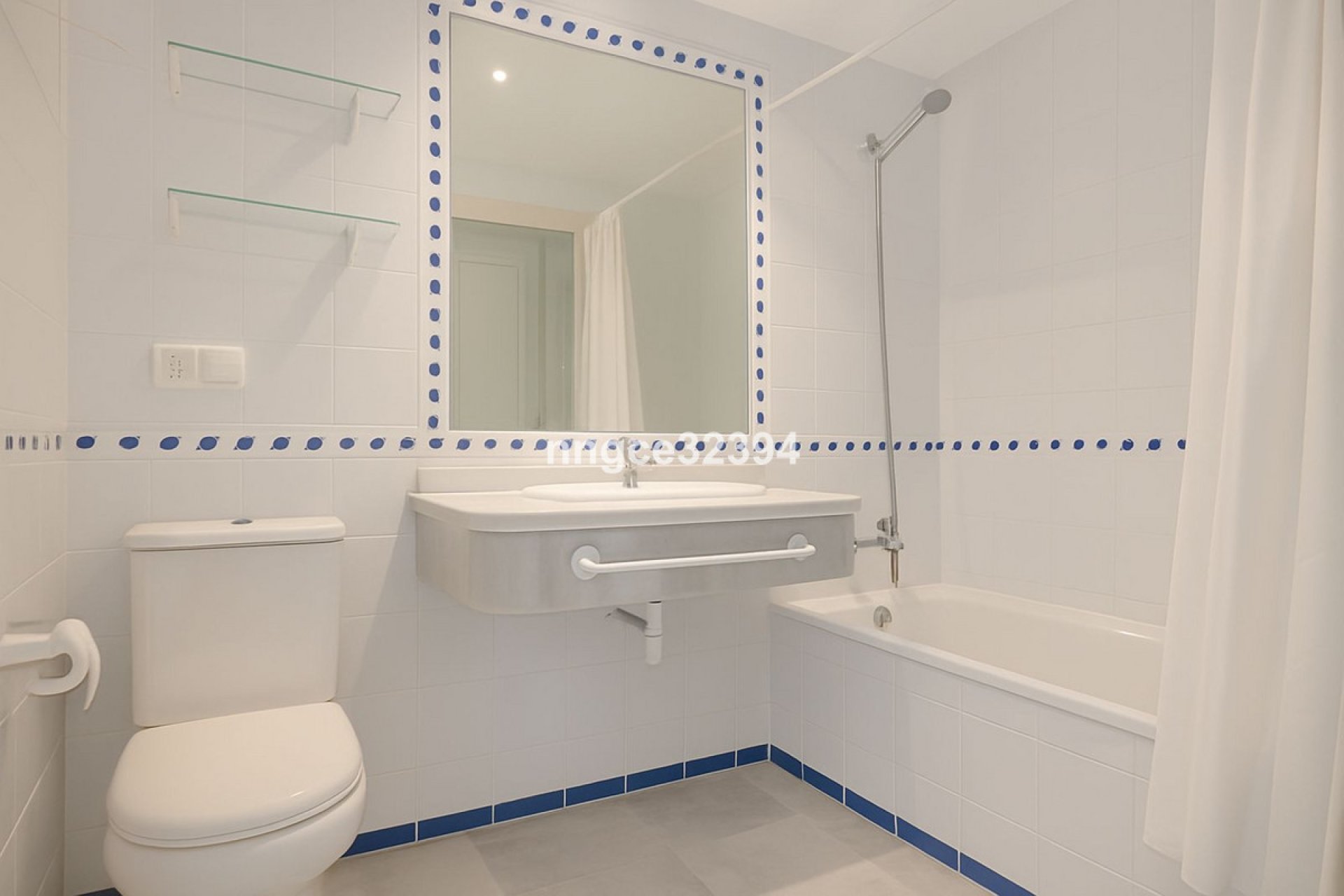 Resale - Ground floor apartment - Marbella - San Pedro De Alcantara