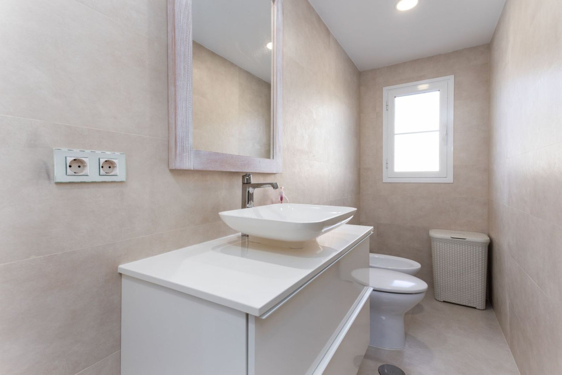 Resale - Ground floor apartment - Marbella - San Pedro De Alcantara