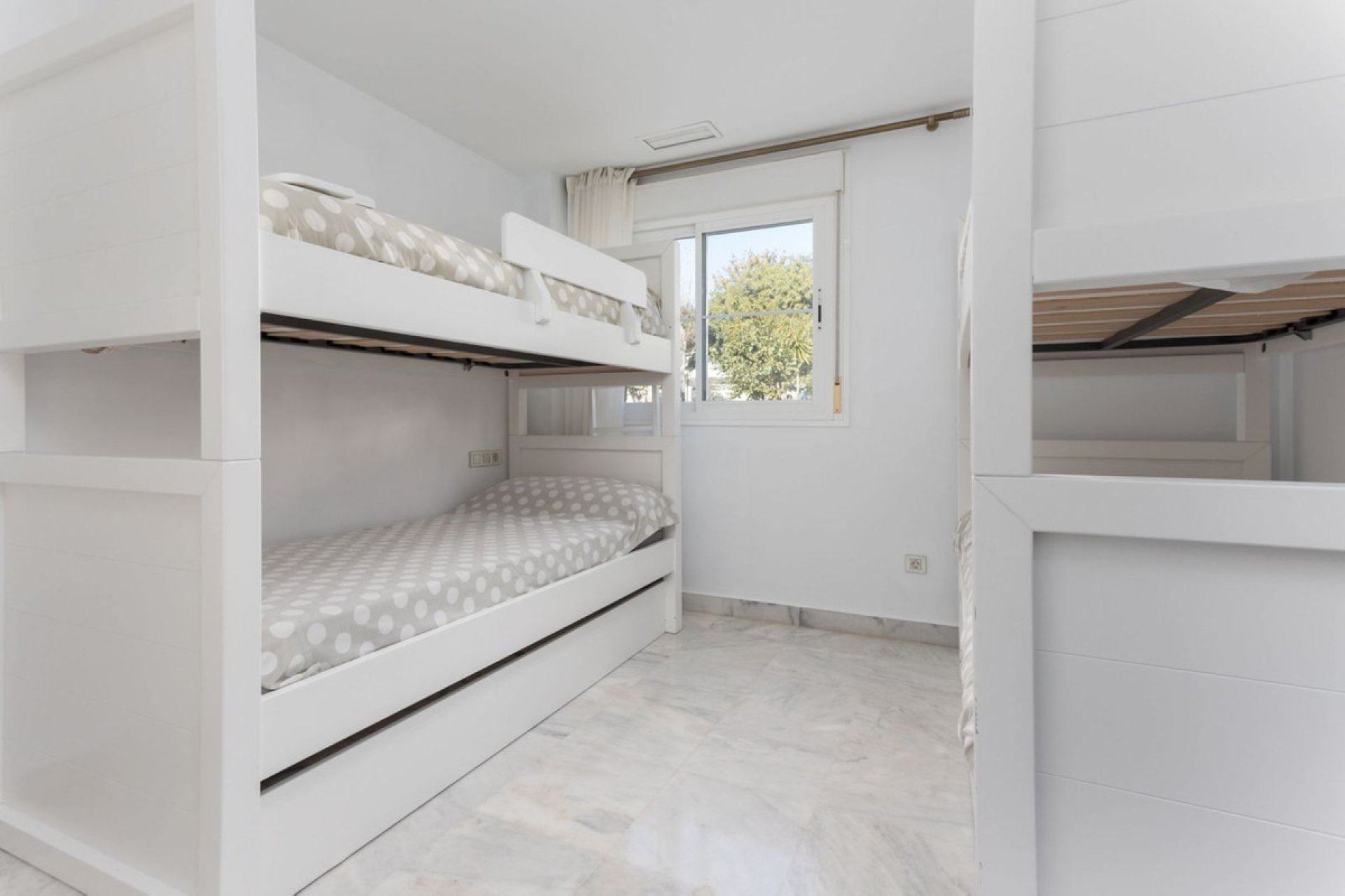 Resale - Ground floor apartment - Marbella - San Pedro De Alcantara