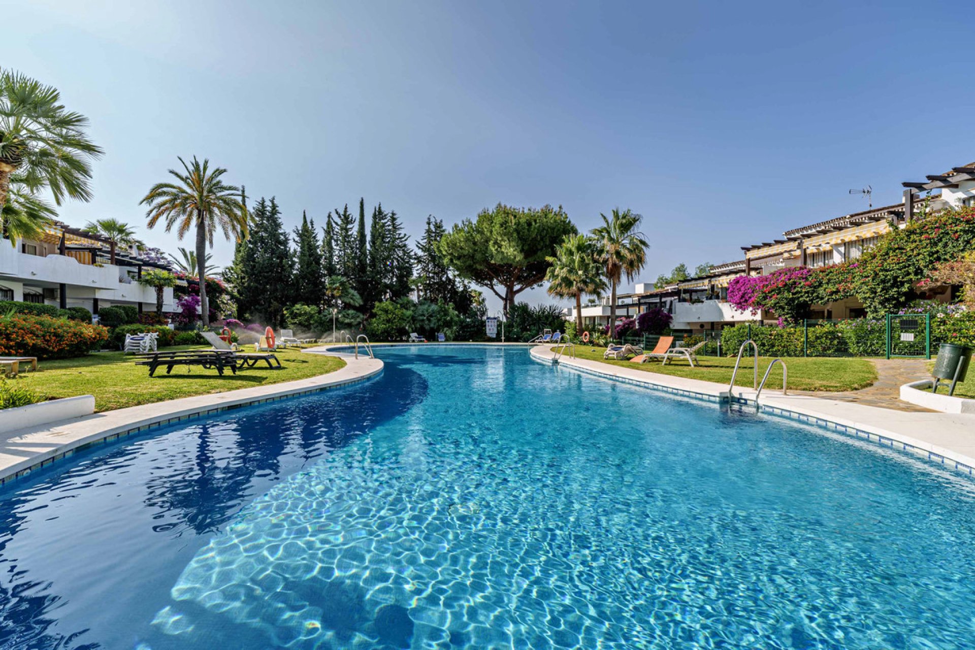 Resale - Ground floor apartment - Marbella - Sierra Blanca