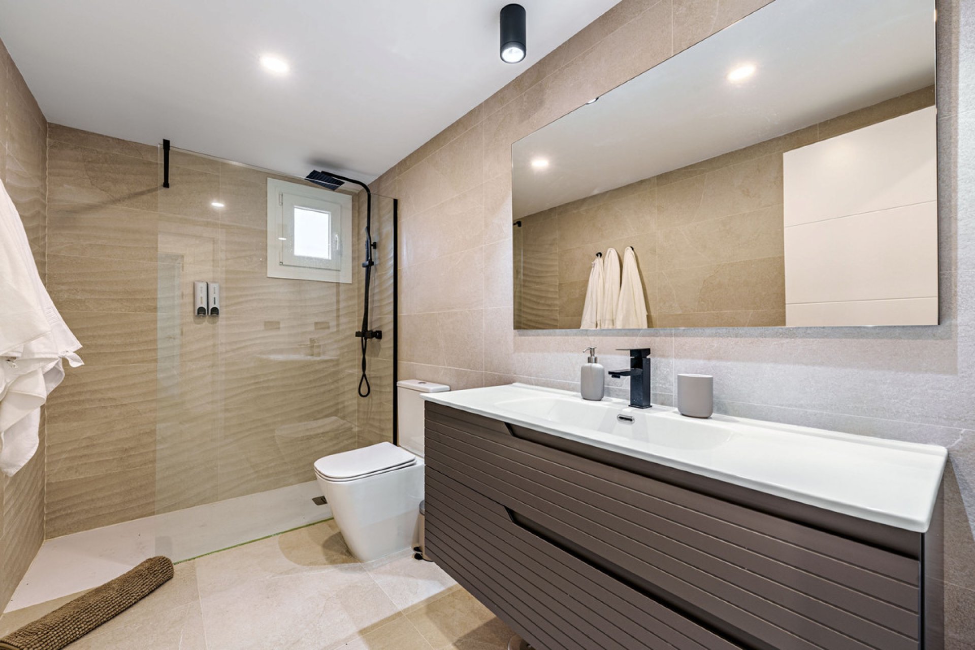 Resale - Ground floor apartment - Marbella - Sierra Blanca