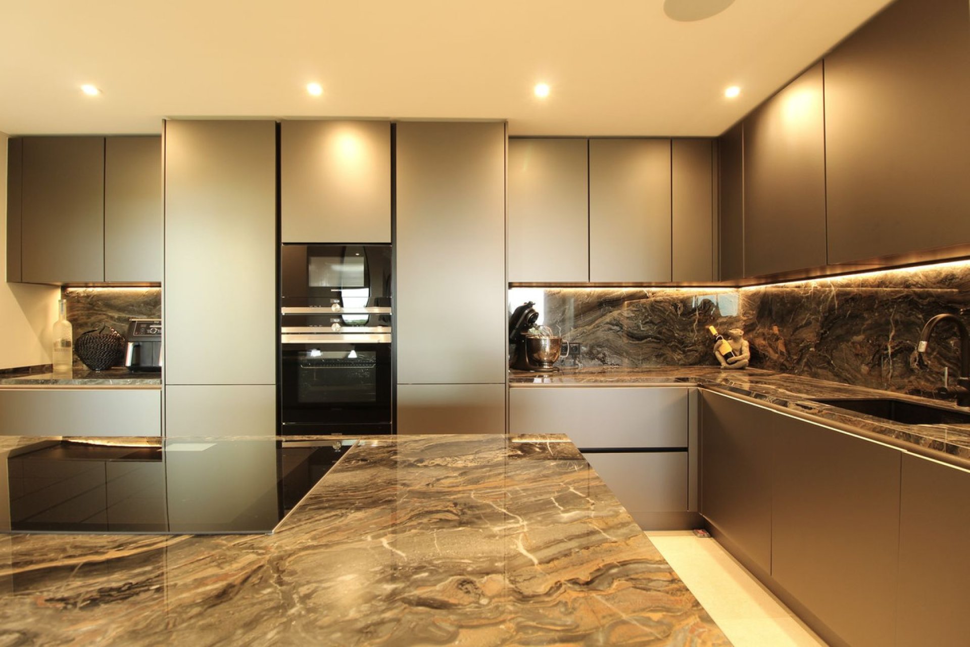 Resale - Ground floor apartment - Marbella - Sierra Blanca