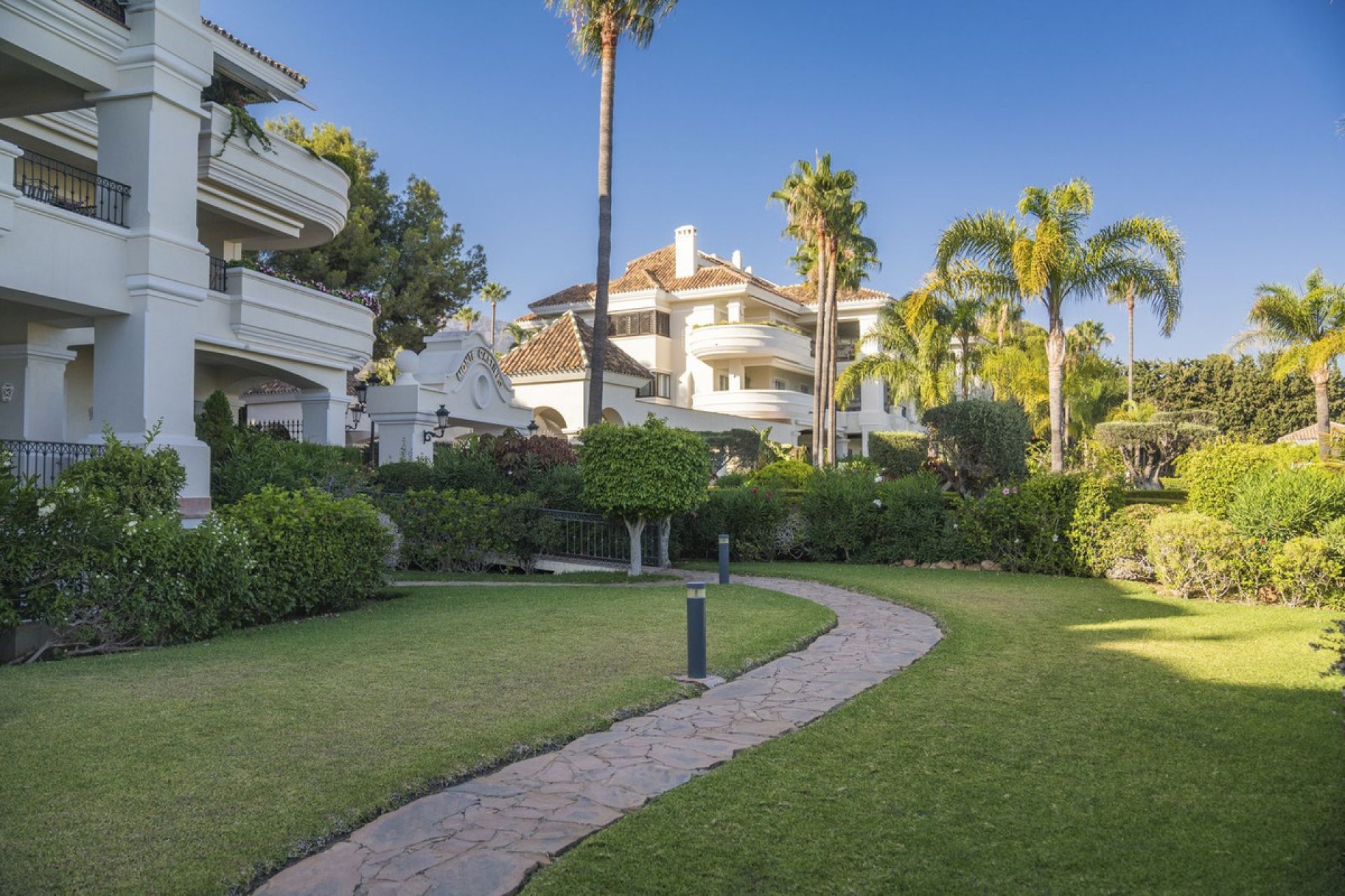 Resale - Ground floor apartment - Marbella - The Golden Mile