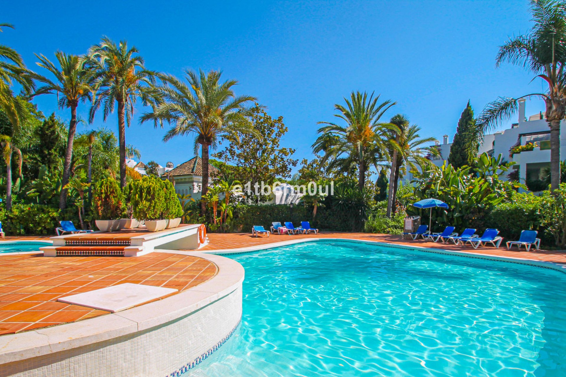 Resale - Ground floor apartment - Marbella - The Golden Mile