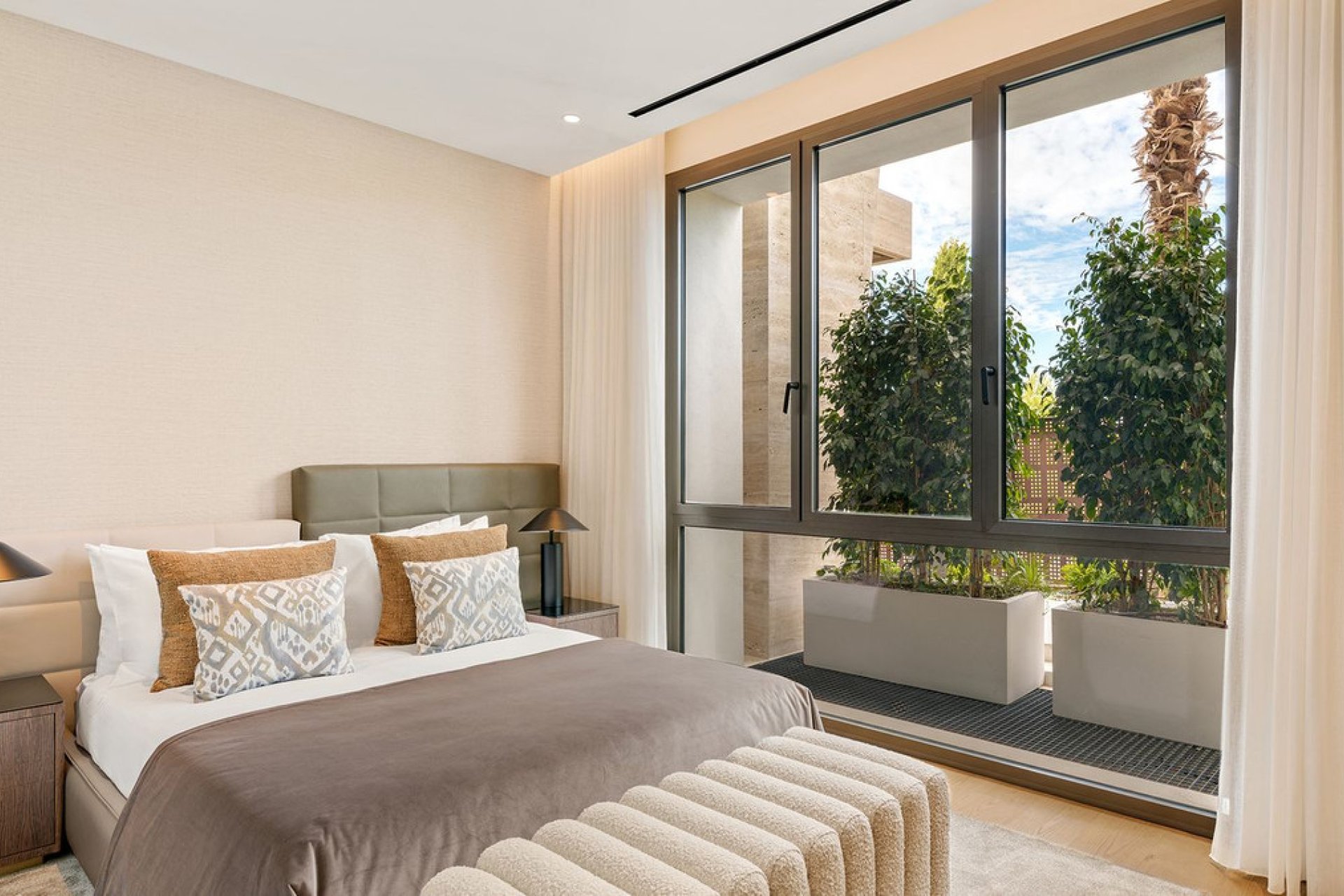 Resale - Ground floor apartment - Marbella - The Golden Mile