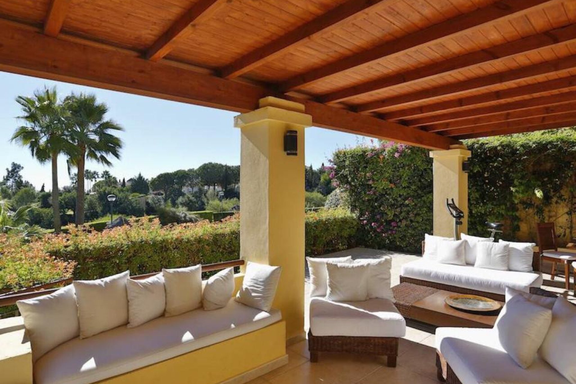 Resale - Ground floor apartment - Marbella - The Golden Mile