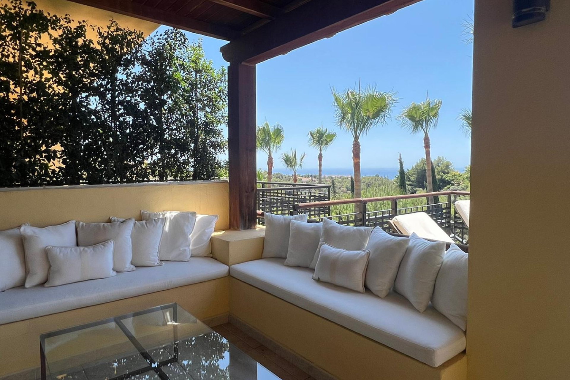 Resale - Ground floor apartment - Marbella - The Golden Mile