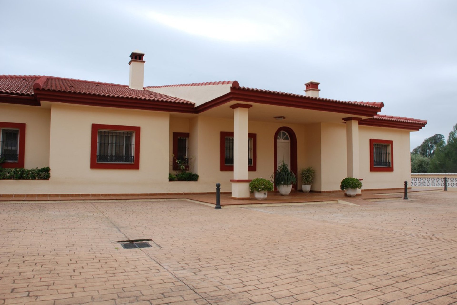 Resale - House - Bungalow - Estepona - Estepona Centro