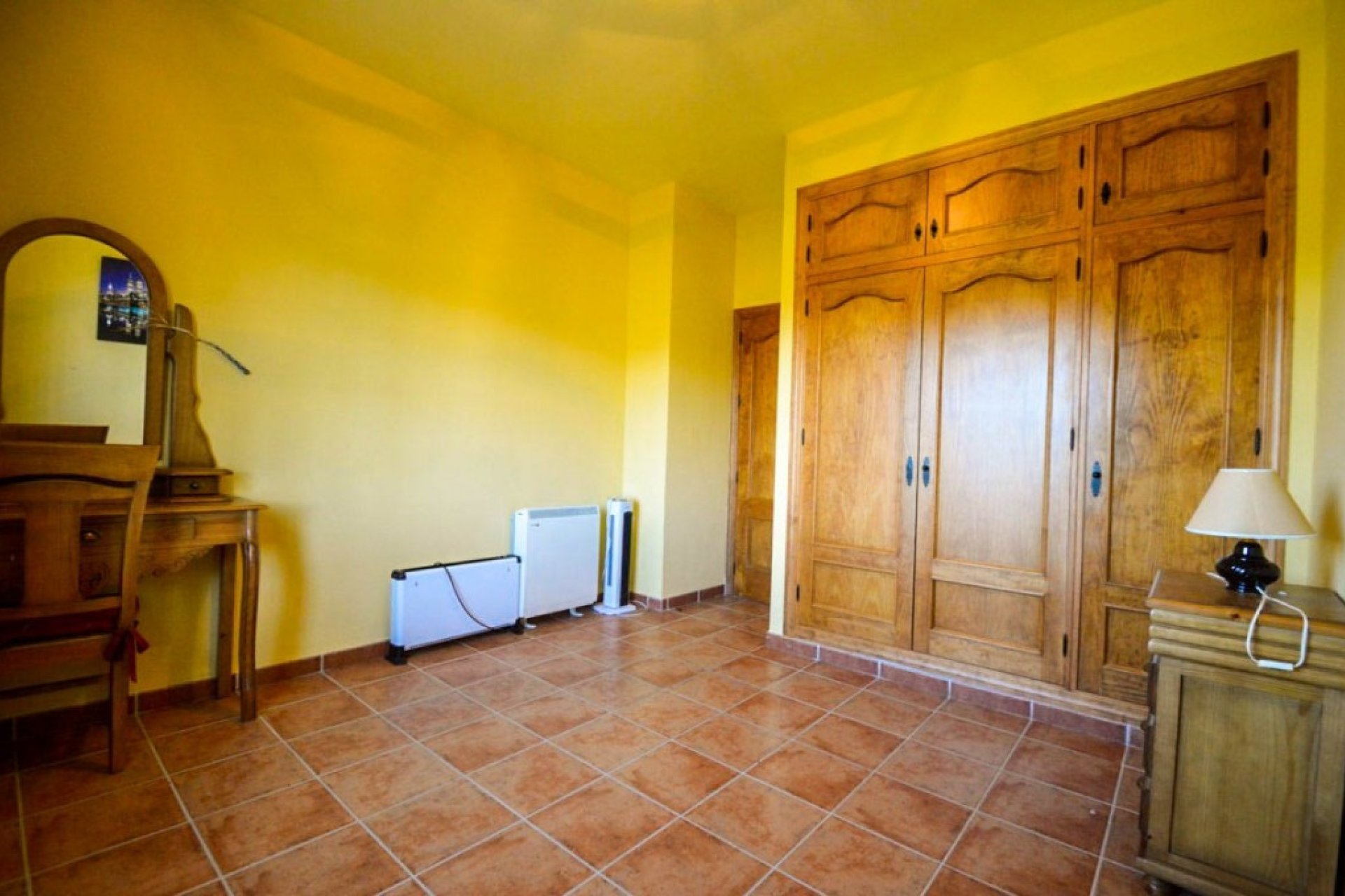 Resale - House - Coín