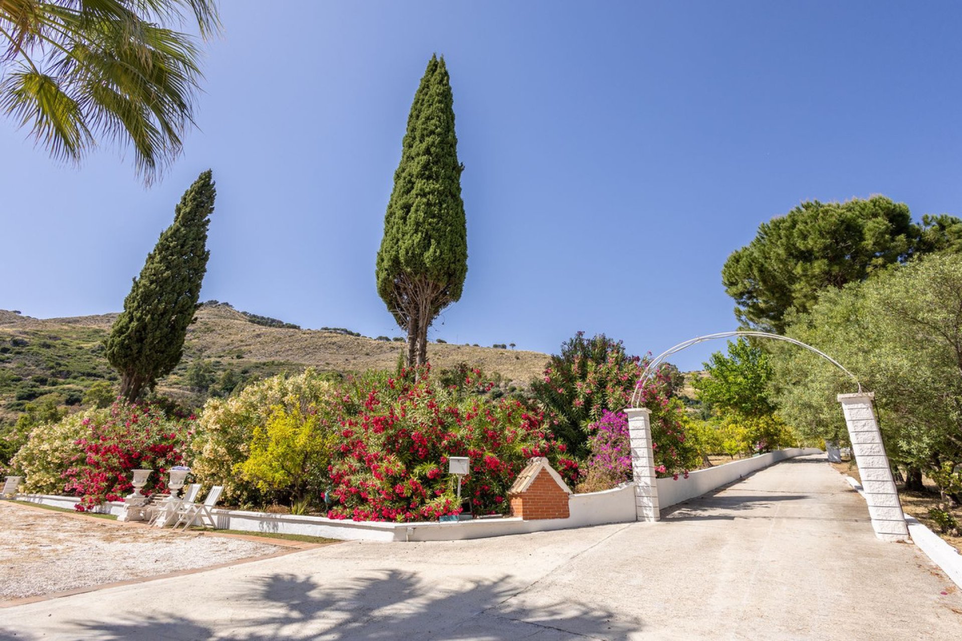 Resale - House - Detached Villa - Alhaurín el Grande - Alhaurín el Grande Centro