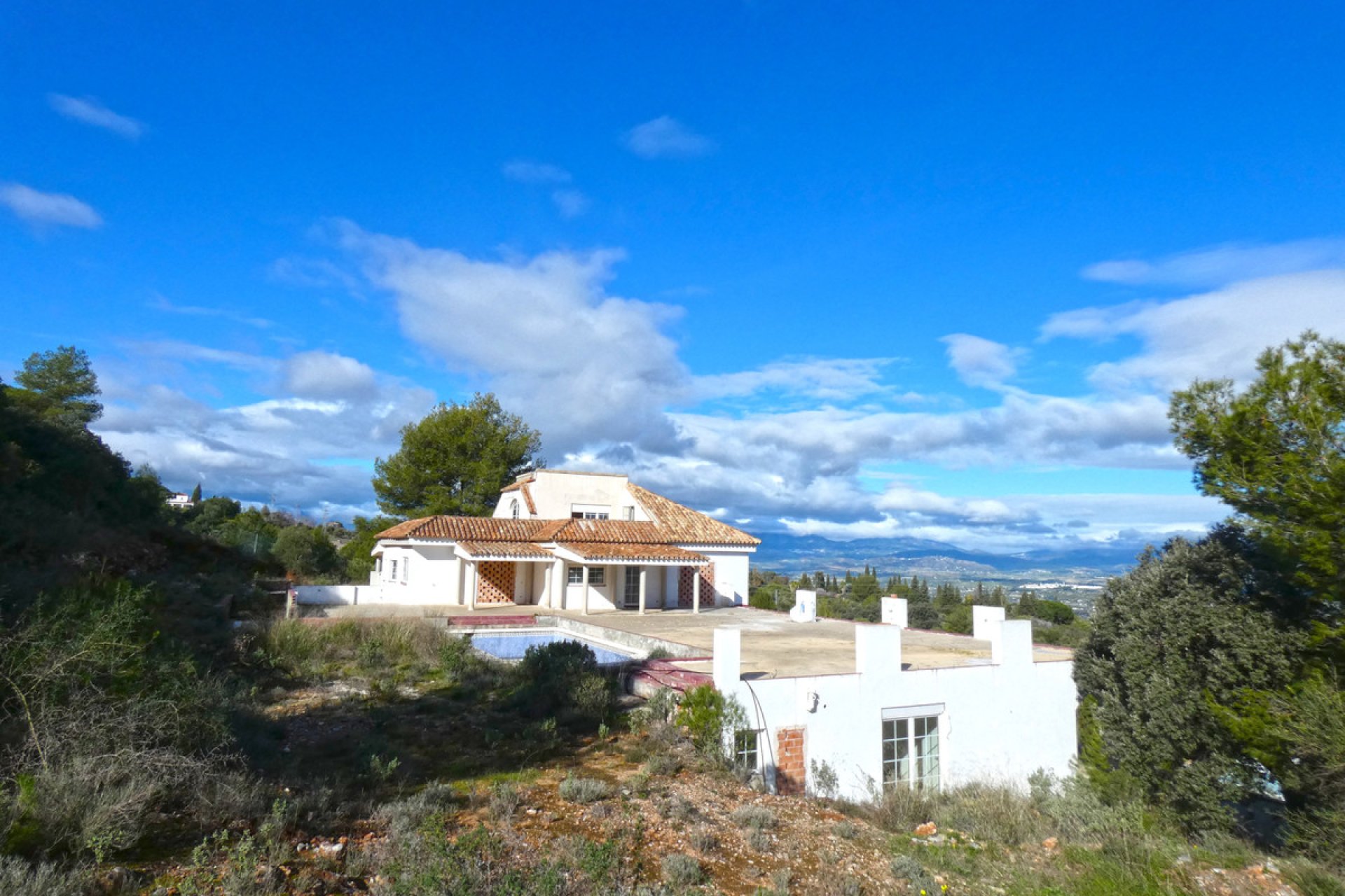 Resale - House - Detached Villa - Alhaurín el Grande - Alhaurín el Grande Centro