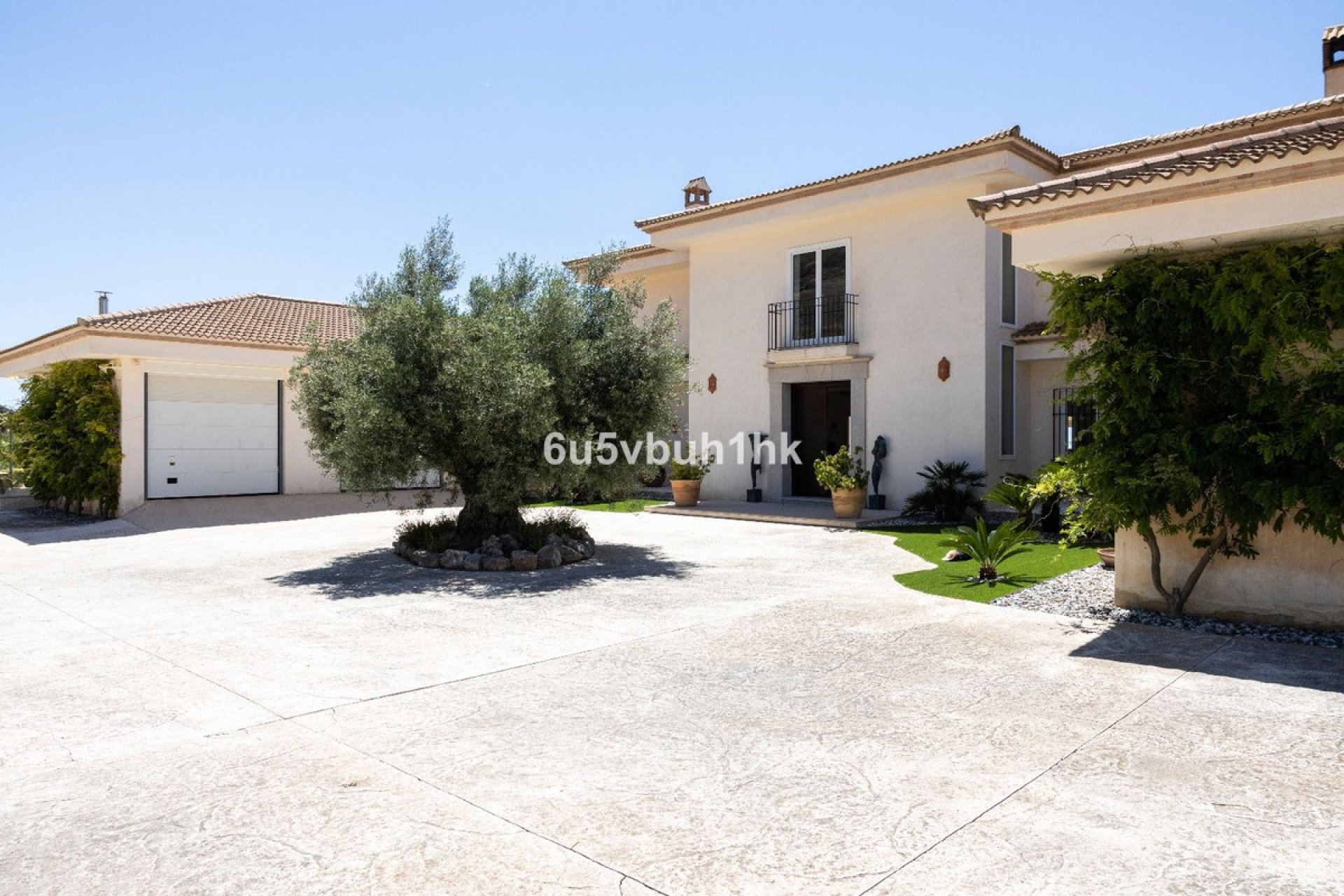 Resale - House - Detached Villa - Antequera