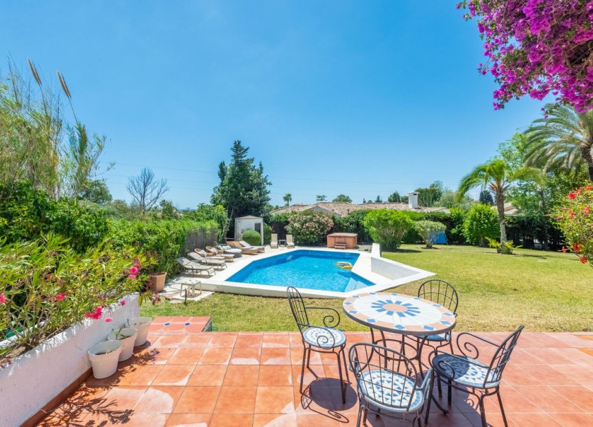 Resale - House - Detached Villa - Atalaya - Atalaya Centro