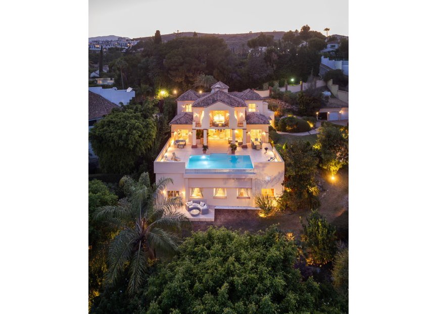 Resale - House - Detached Villa - Benahavís - Benahavís Centro