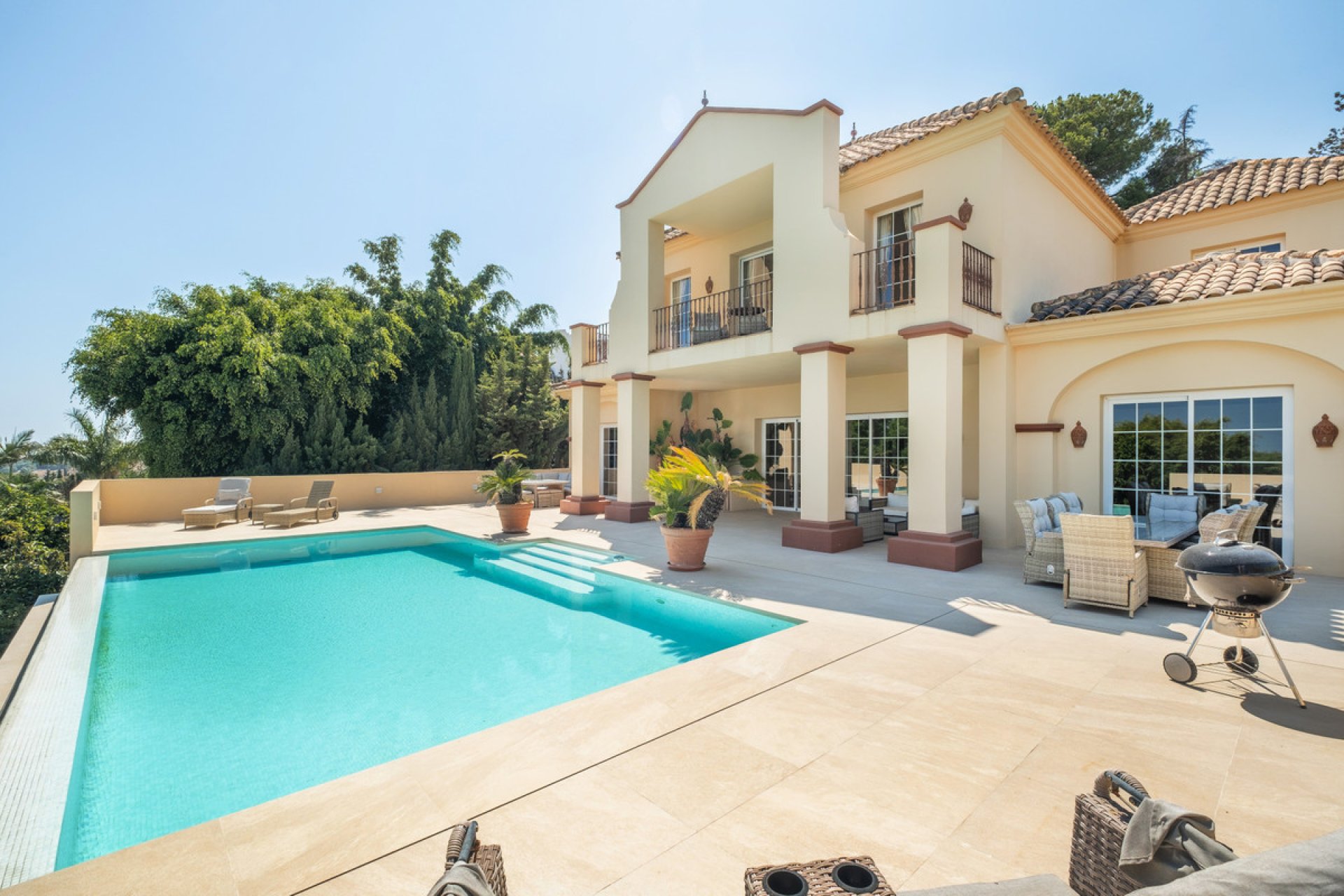 Resale - House - Detached Villa - Benahavís - Benahavís Centro