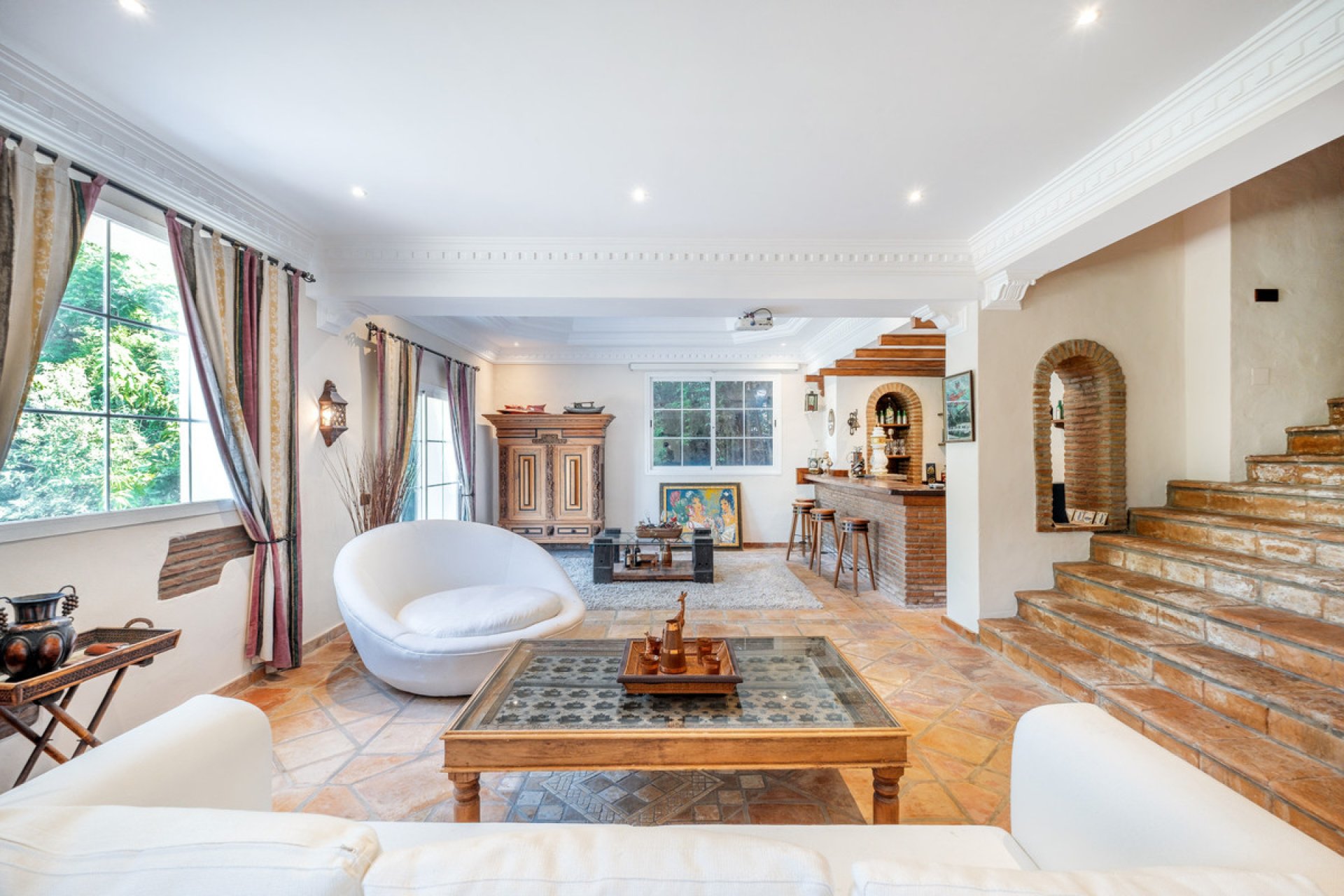 Resale - House - Detached Villa - Benahavís - Benahavís Centro