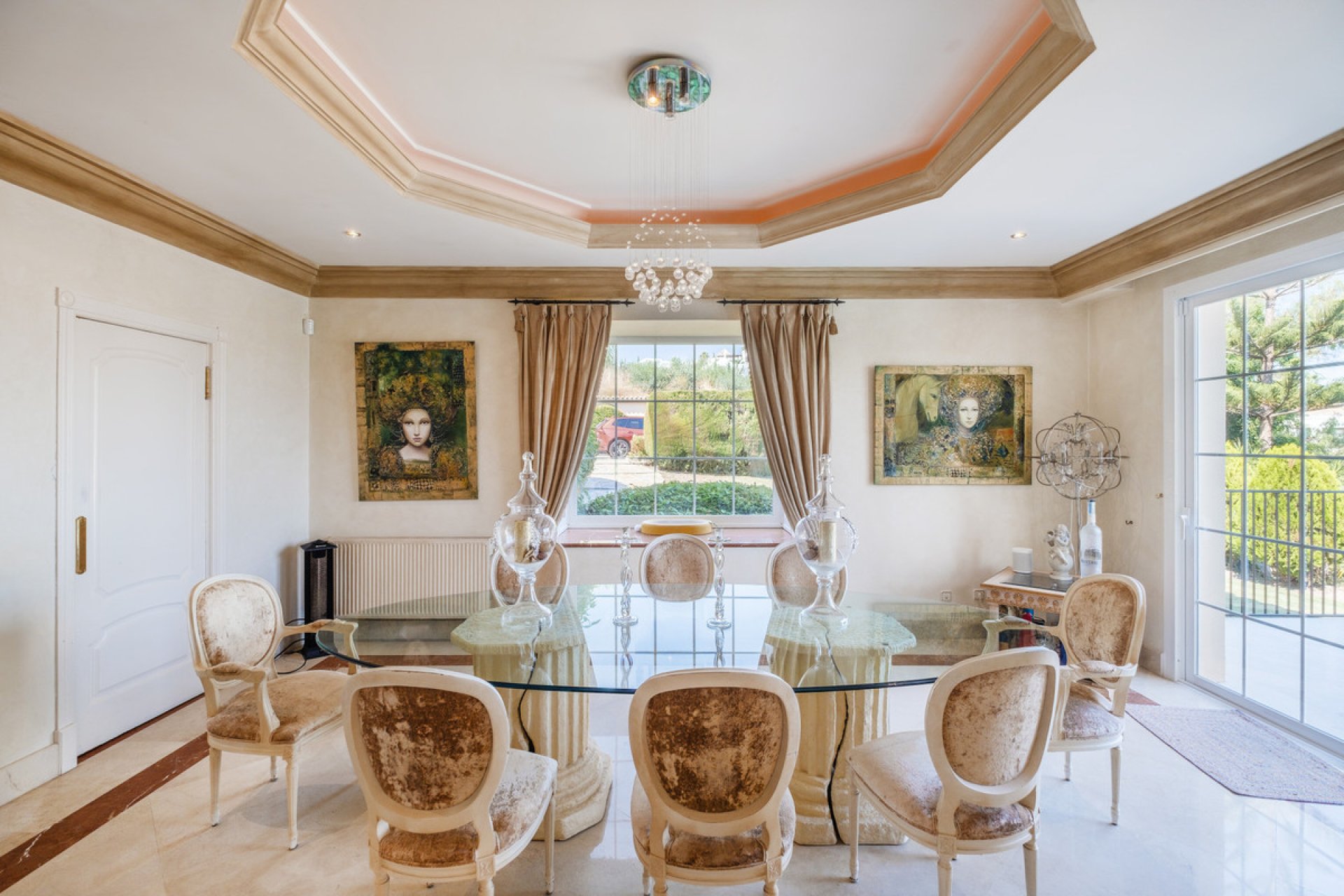 Resale - House - Detached Villa - Benahavís - Benahavís Centro