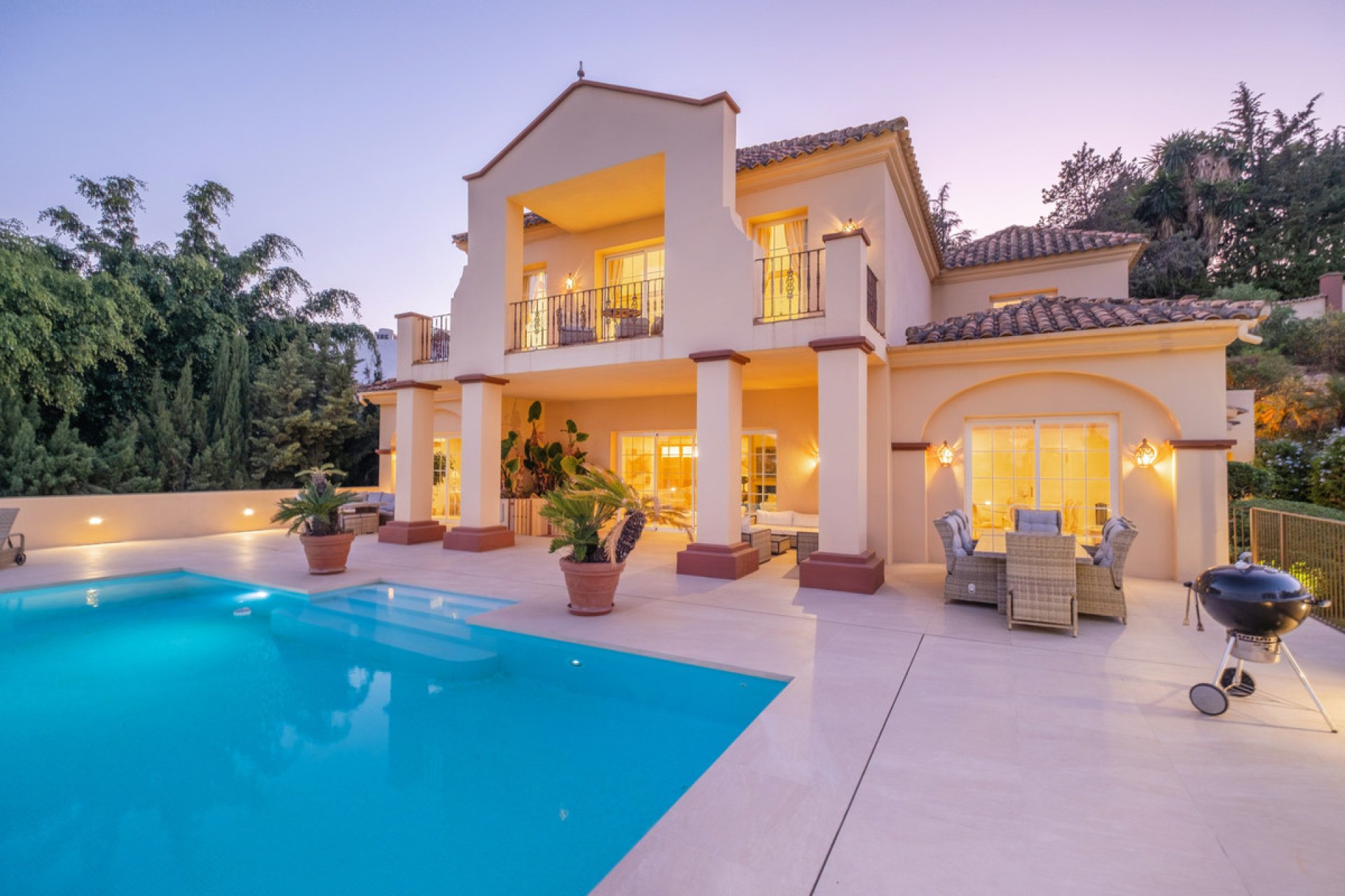 Resale - House - Detached Villa - Benahavís - Benahavís Centro