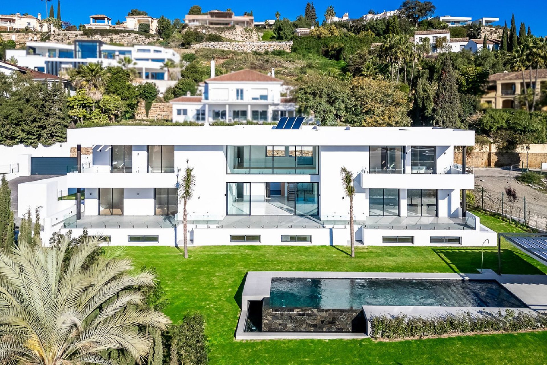 Resale - House - Detached Villa - Benahavís - Benahavís Centro