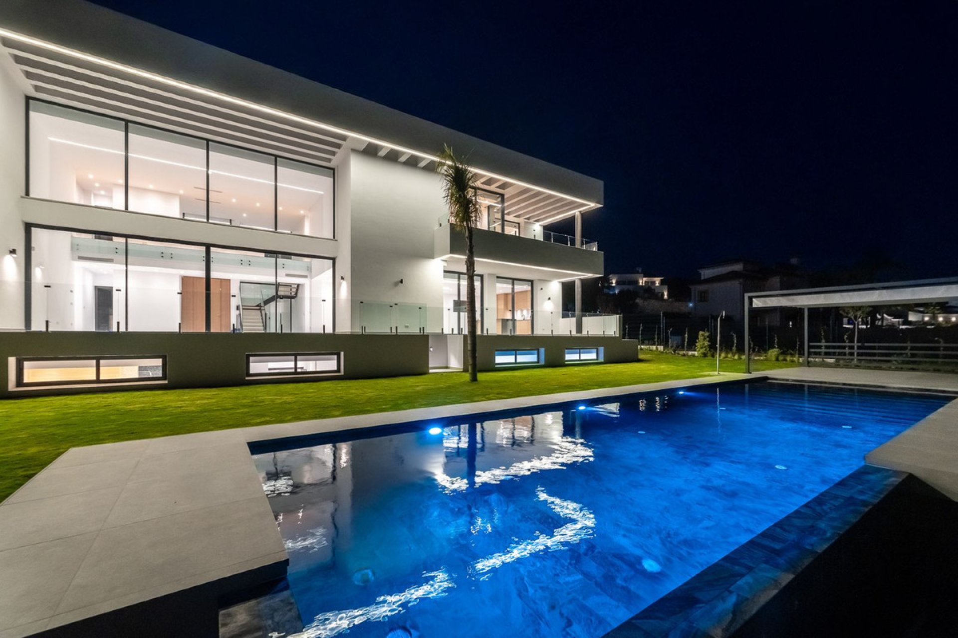 Resale - House - Detached Villa - Benahavís - Benahavís Centro