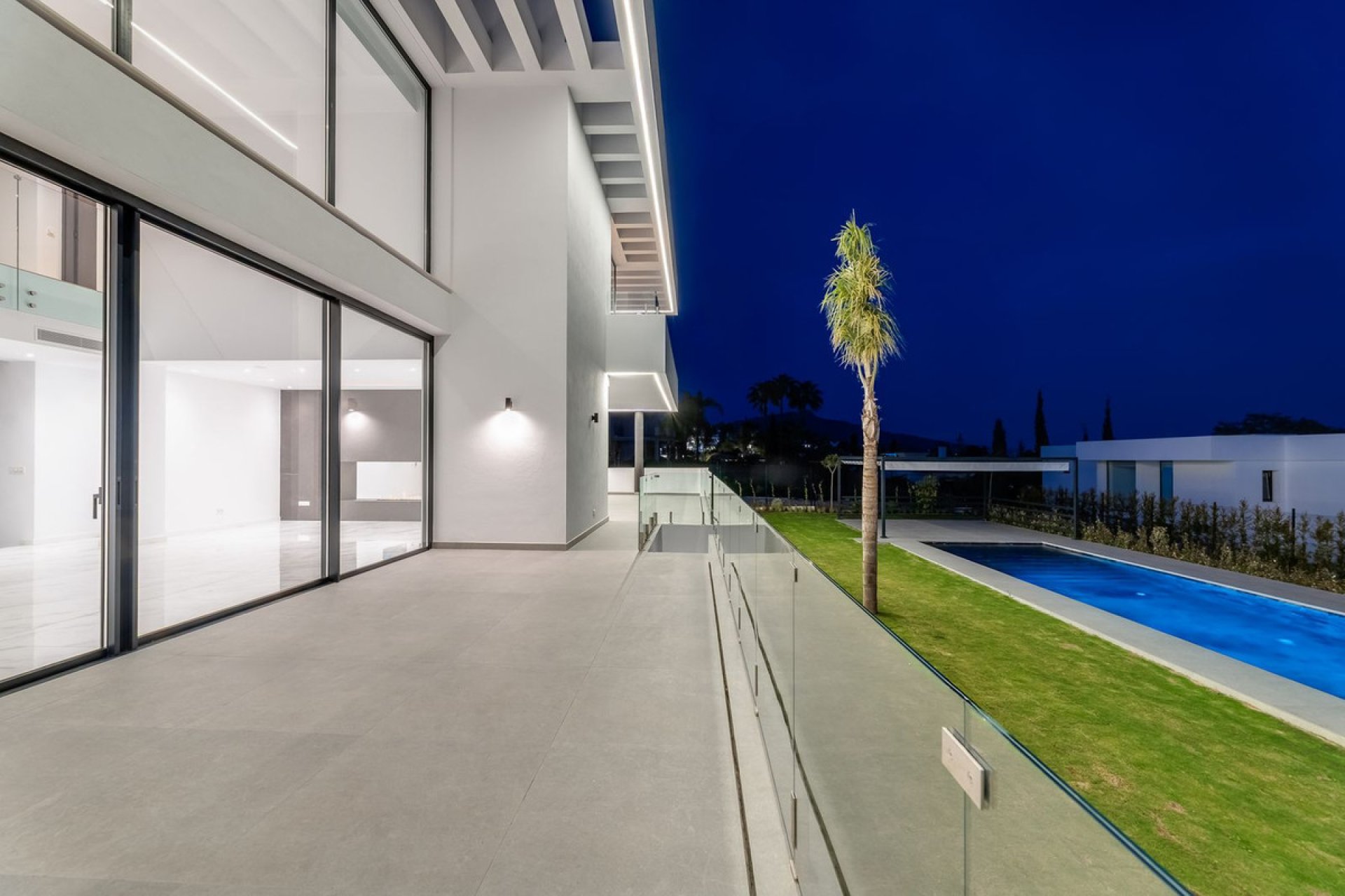 Resale - House - Detached Villa - Benahavís - Benahavís Centro