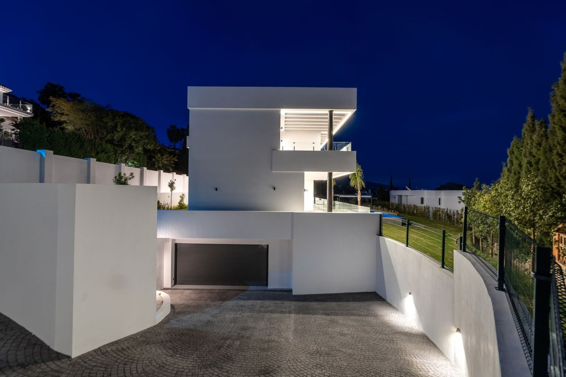 Resale - House - Detached Villa - Benahavís - Benahavís Centro