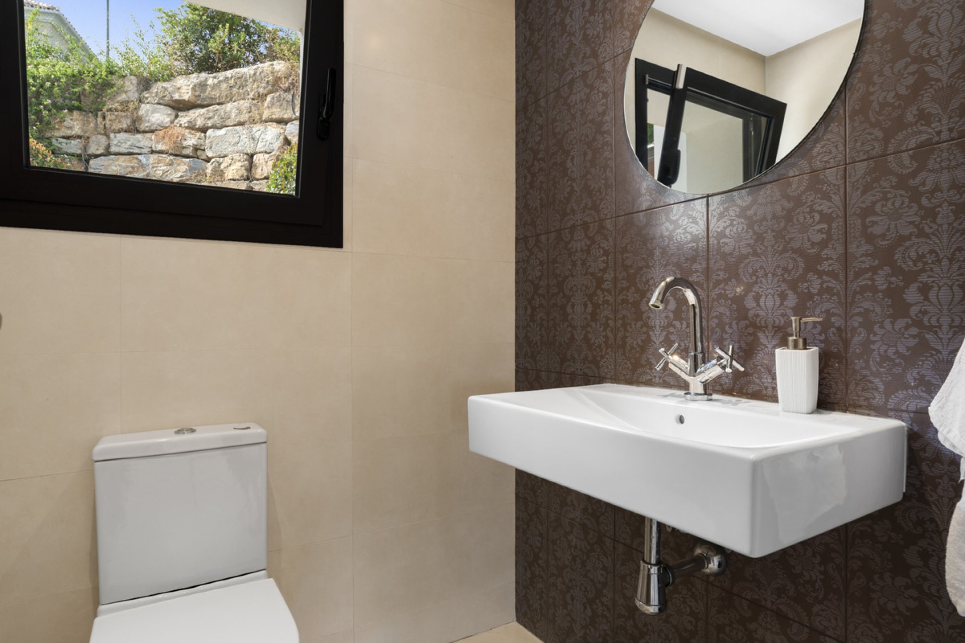 Resale - House - Detached Villa - Benahavís - Benahavís Centro