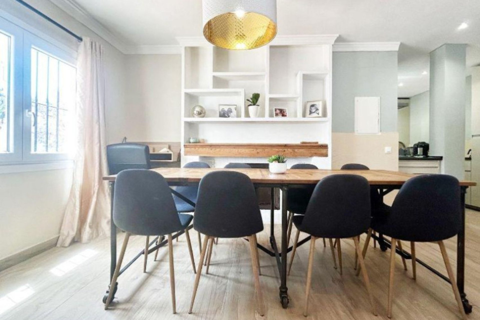 Resale - House - Detached Villa - Benahavís - Benahavís Centro