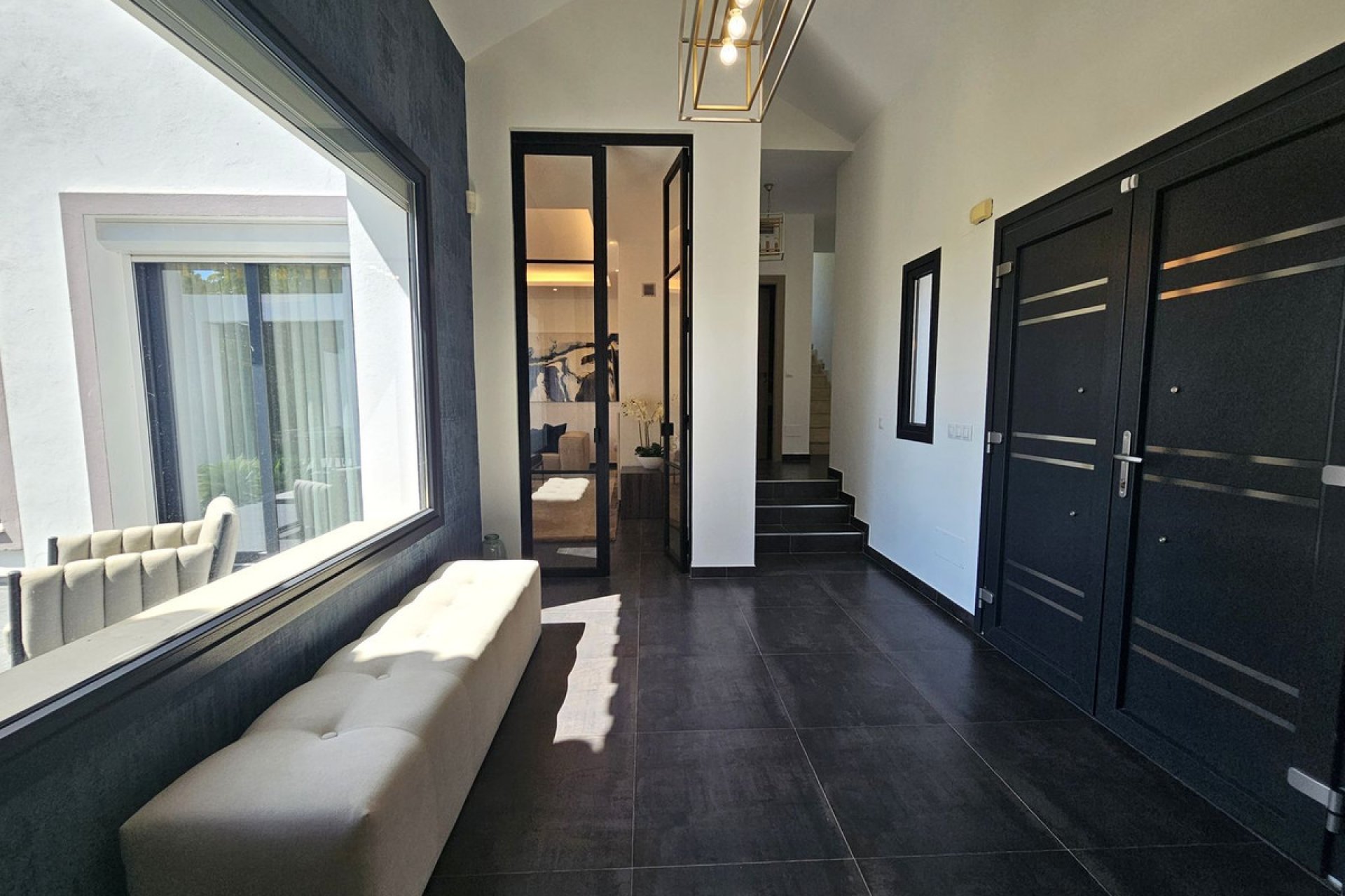 Resale - House - Detached Villa - Benahavís - Benahavís Centro